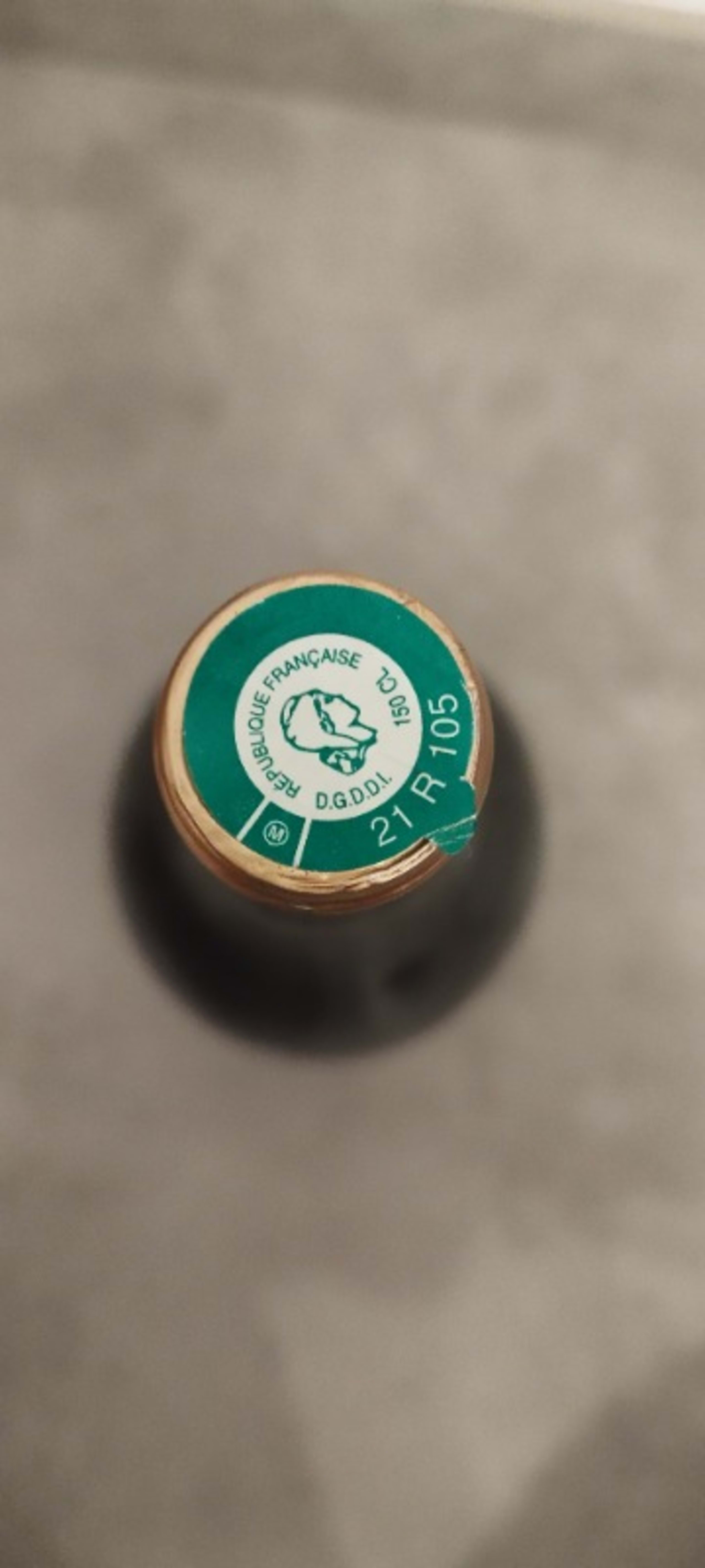 Caps