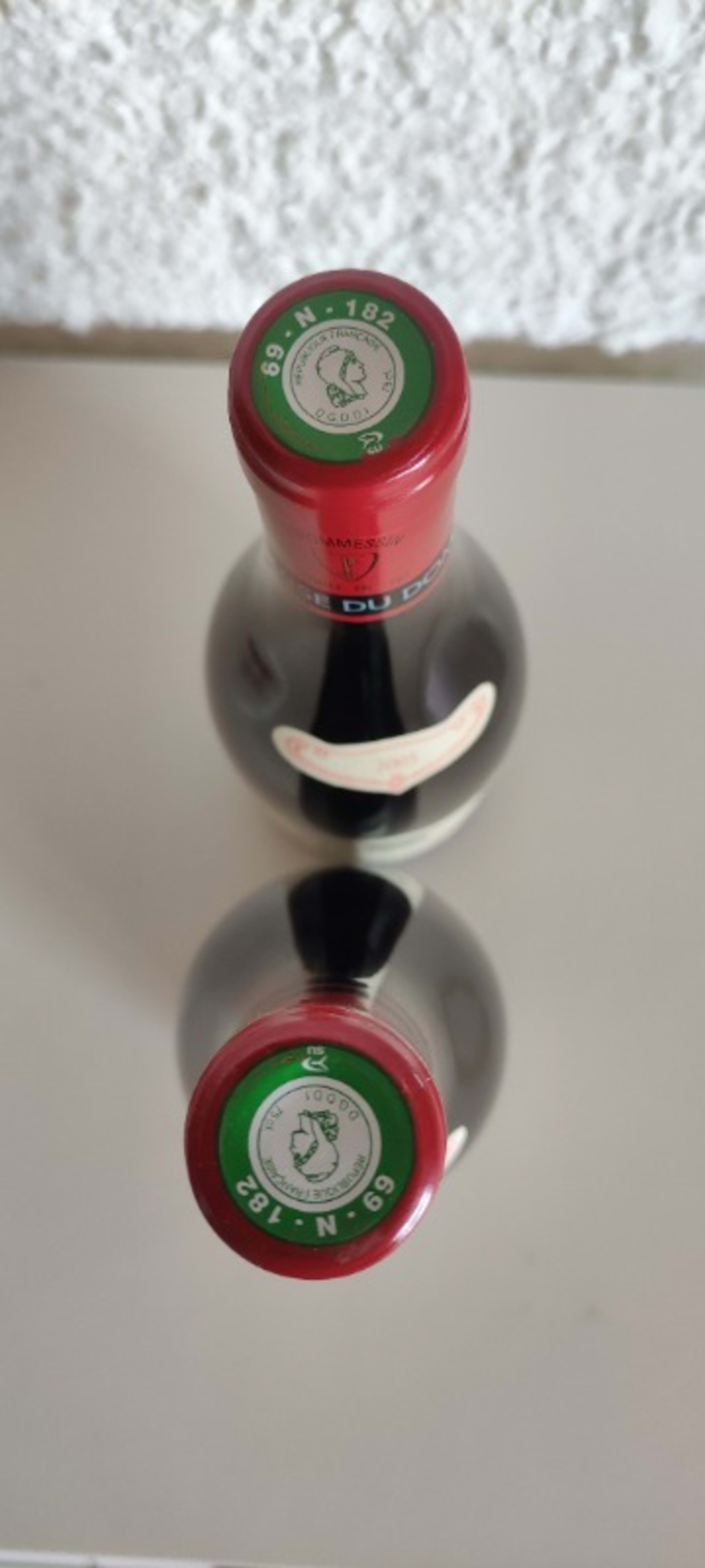 Caps