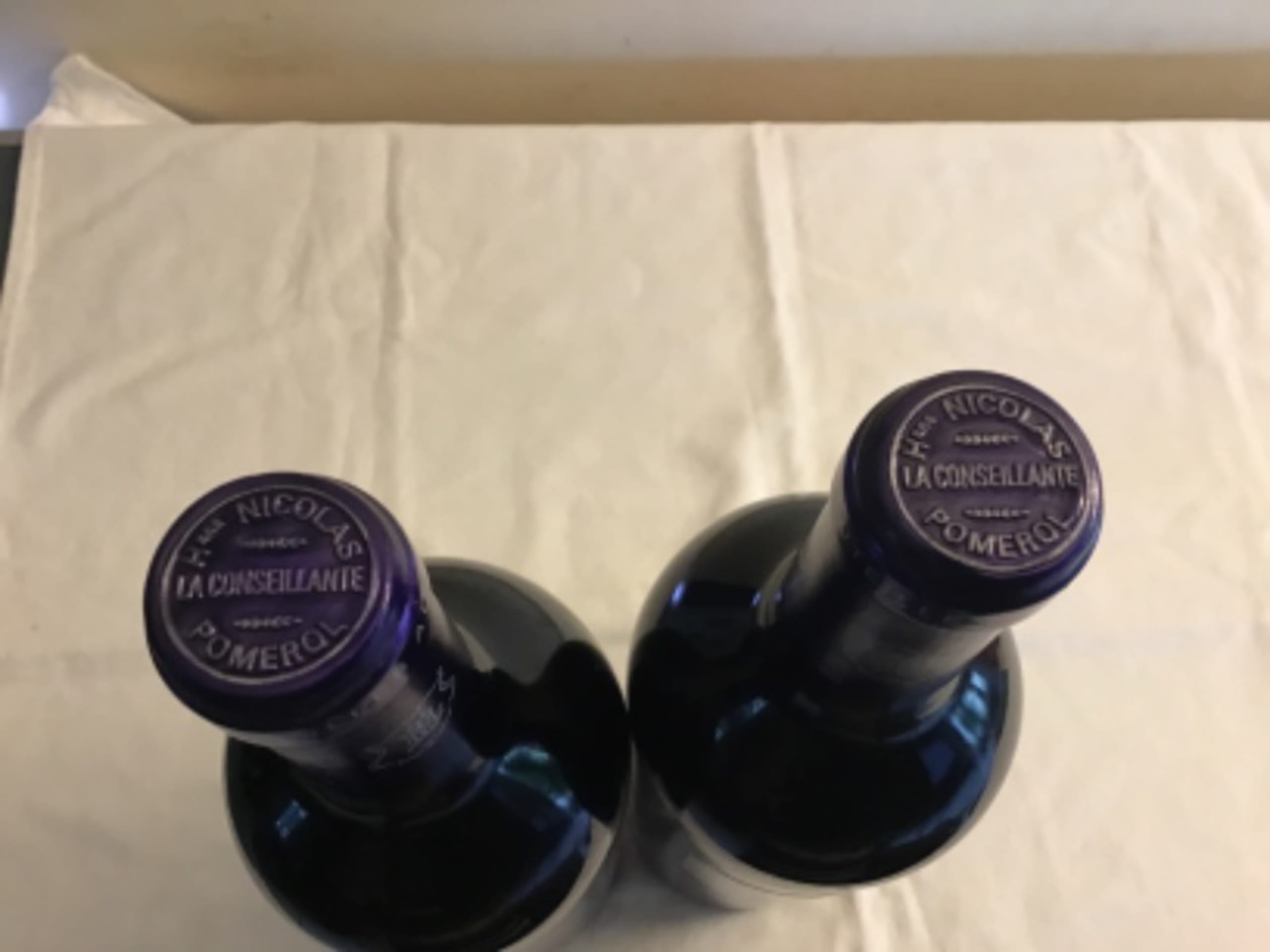 Caps