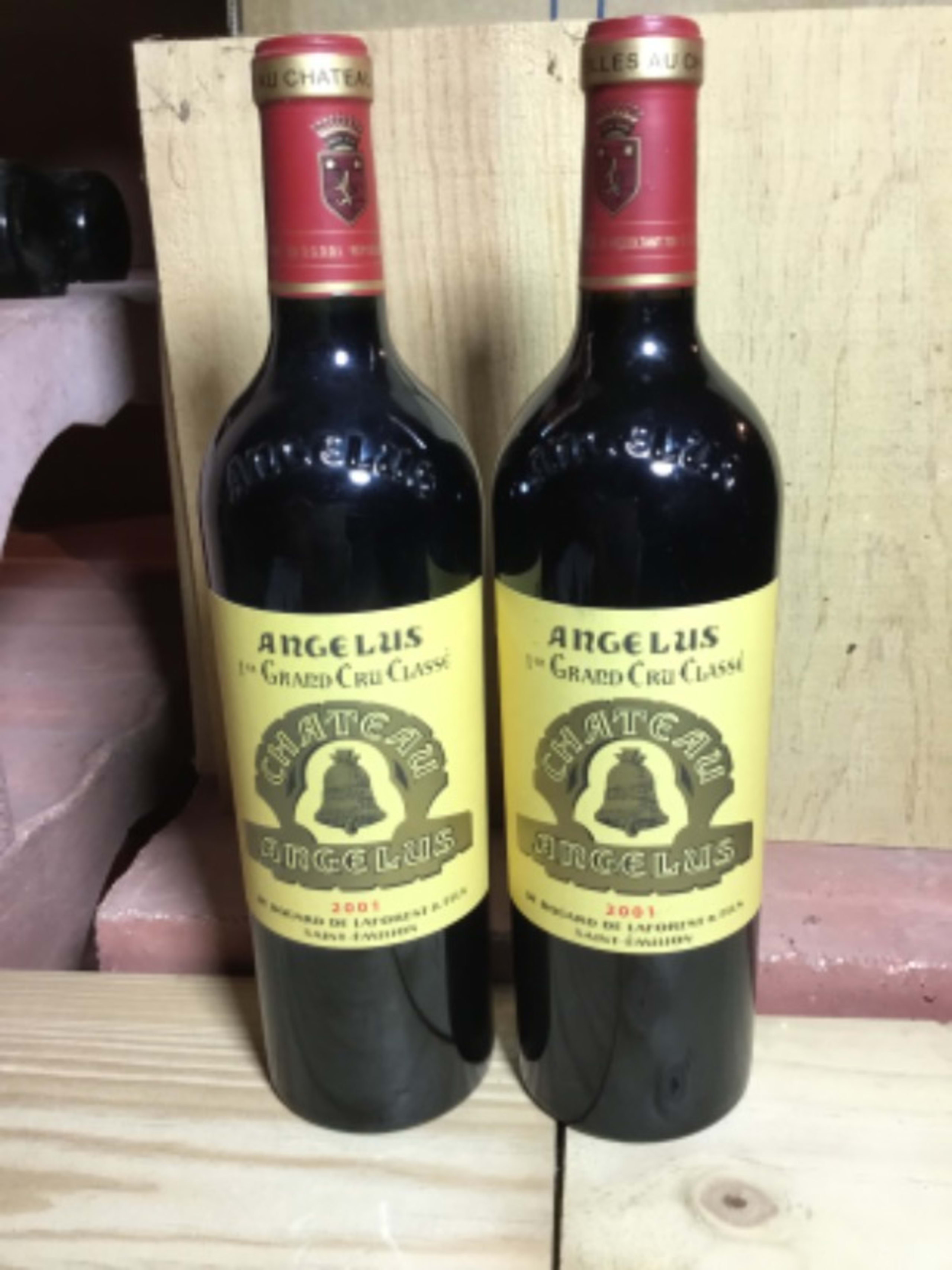 2 x Château Angélus, Saint-Émilion, 2001
