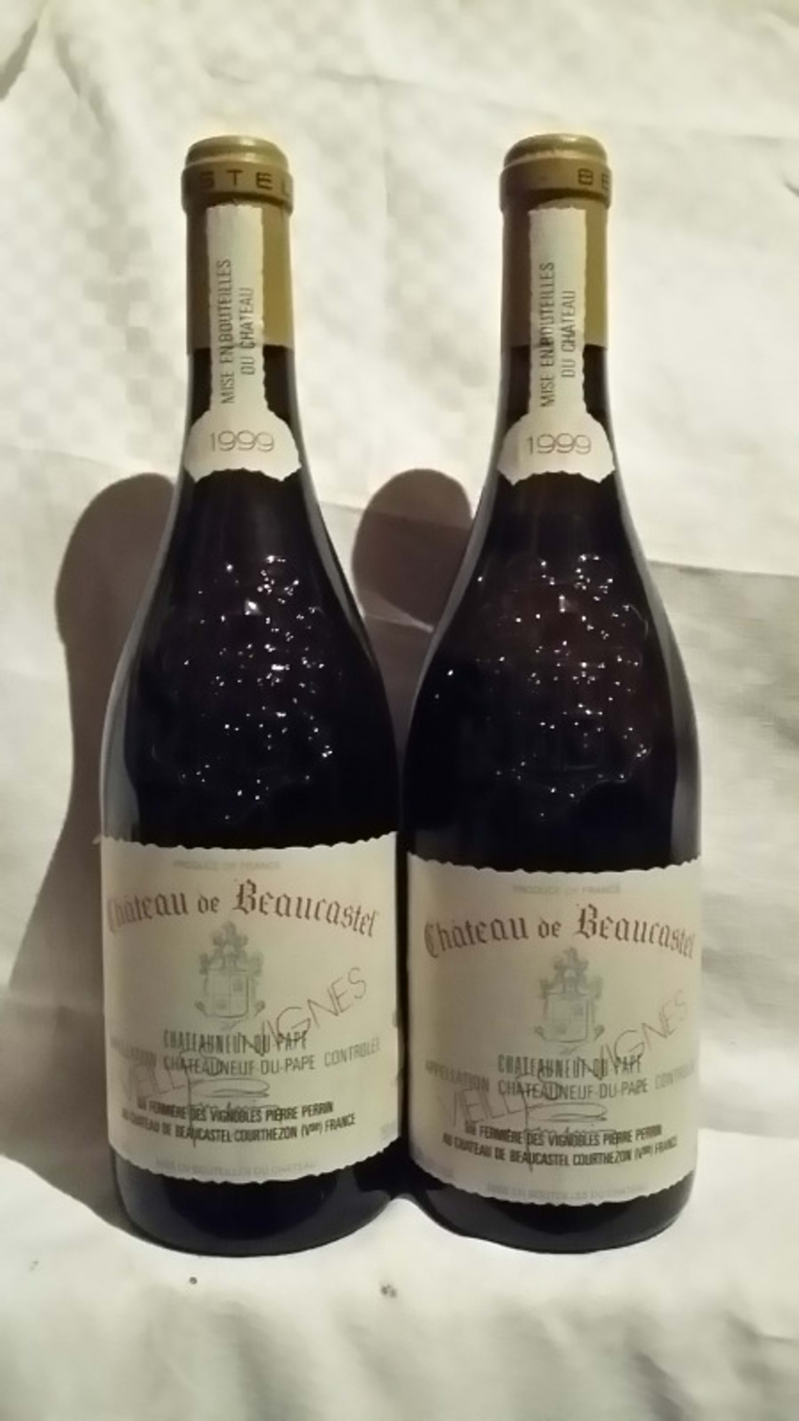 2 x Châteauneuf-du-Pape, vieilles vignes roussanes, château Beaucastel, 1999 (Blanc/white)