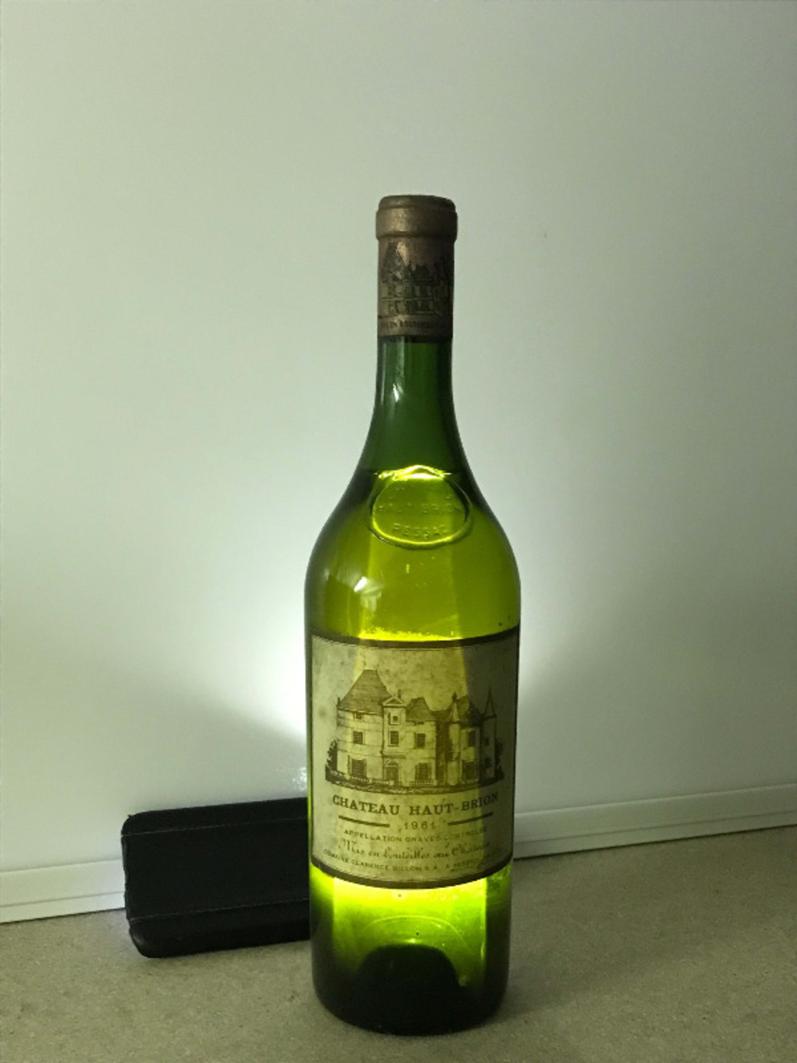 Château Haut-Brion (B/W), Pessac-Léognan, 1961