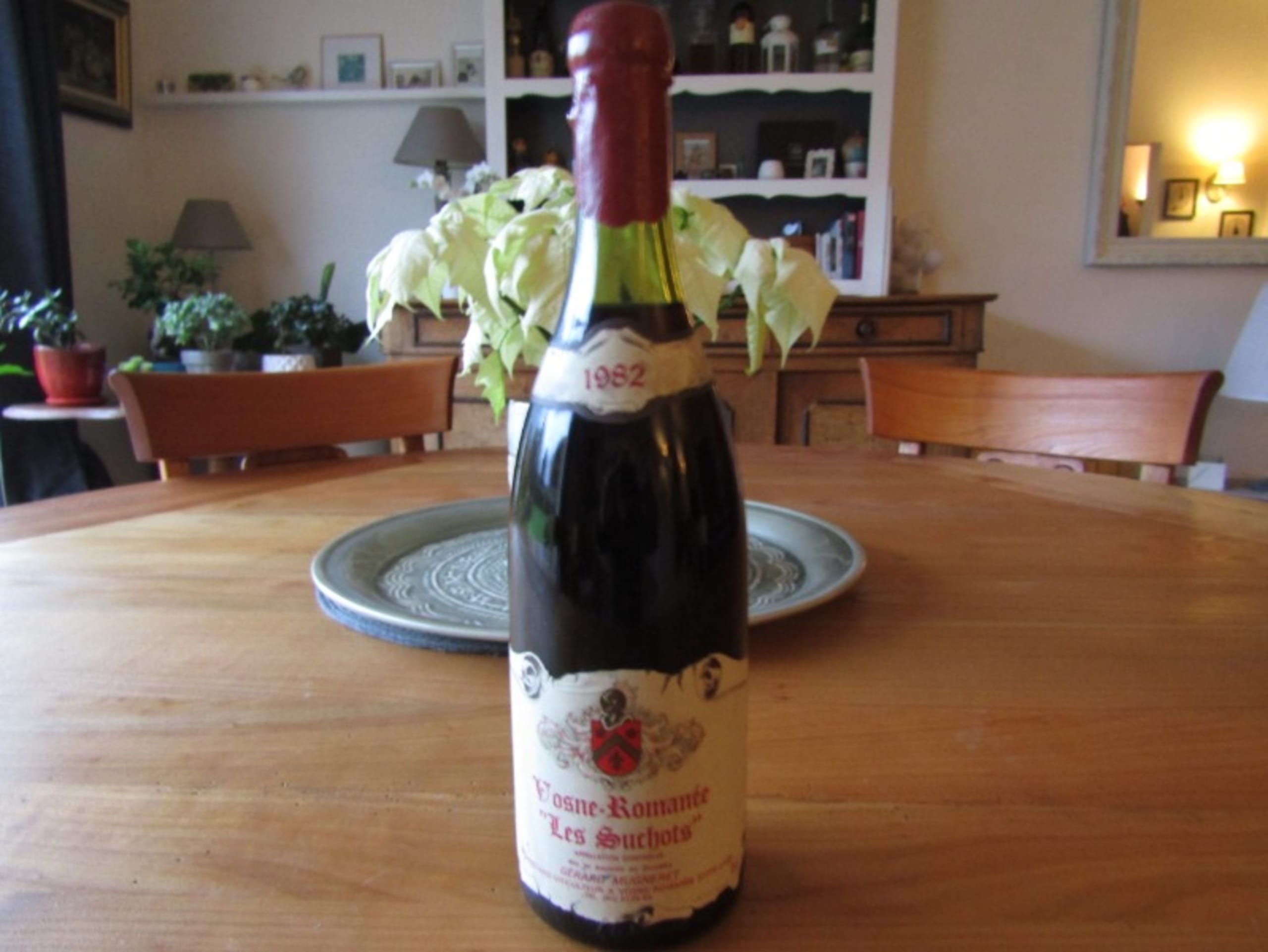 Vosne-Romanée, 1 Cru Les Suchots, Gerard Mugneret, 1982