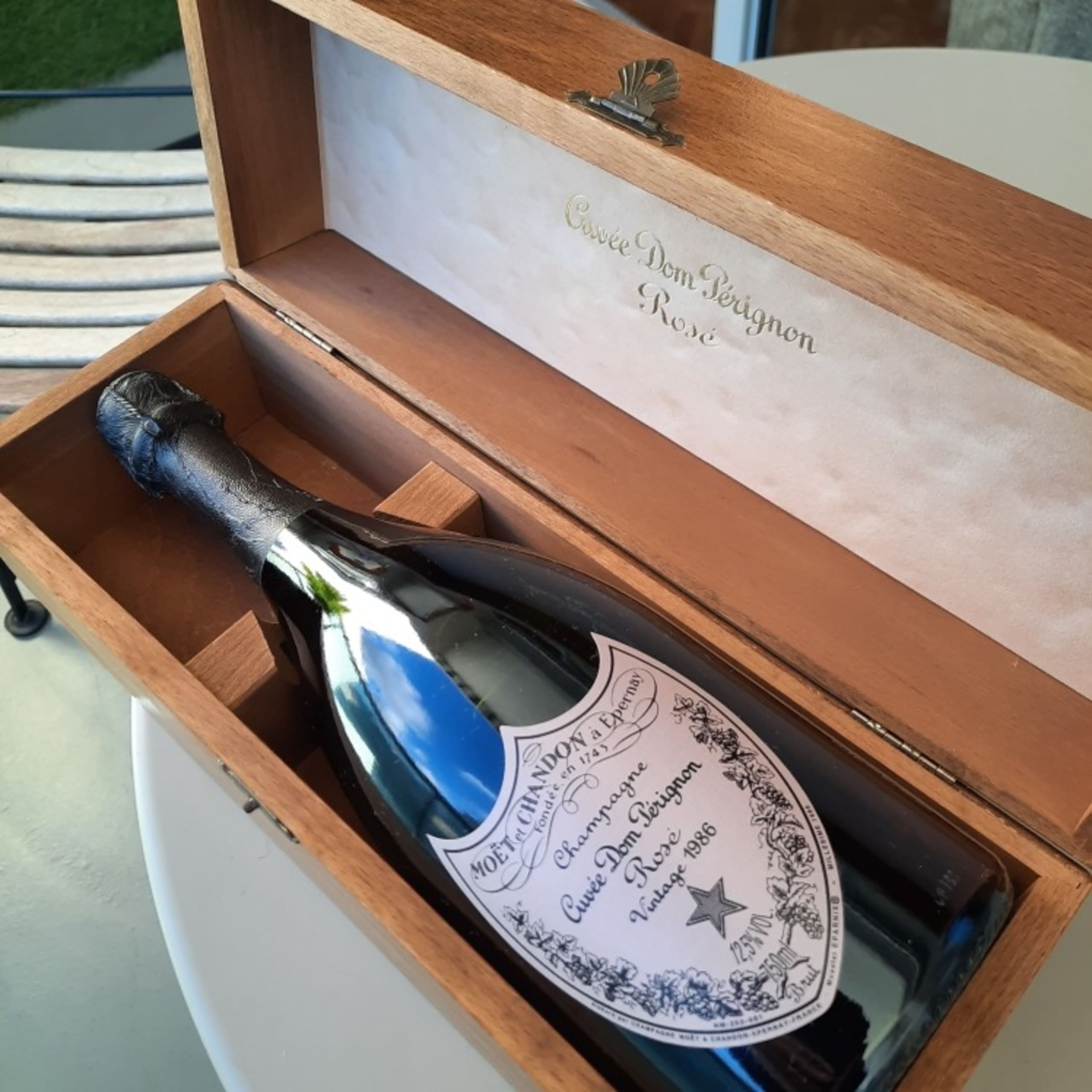 Dom Pérignon Rosé, Moët & Chandon, Champagne, 1986