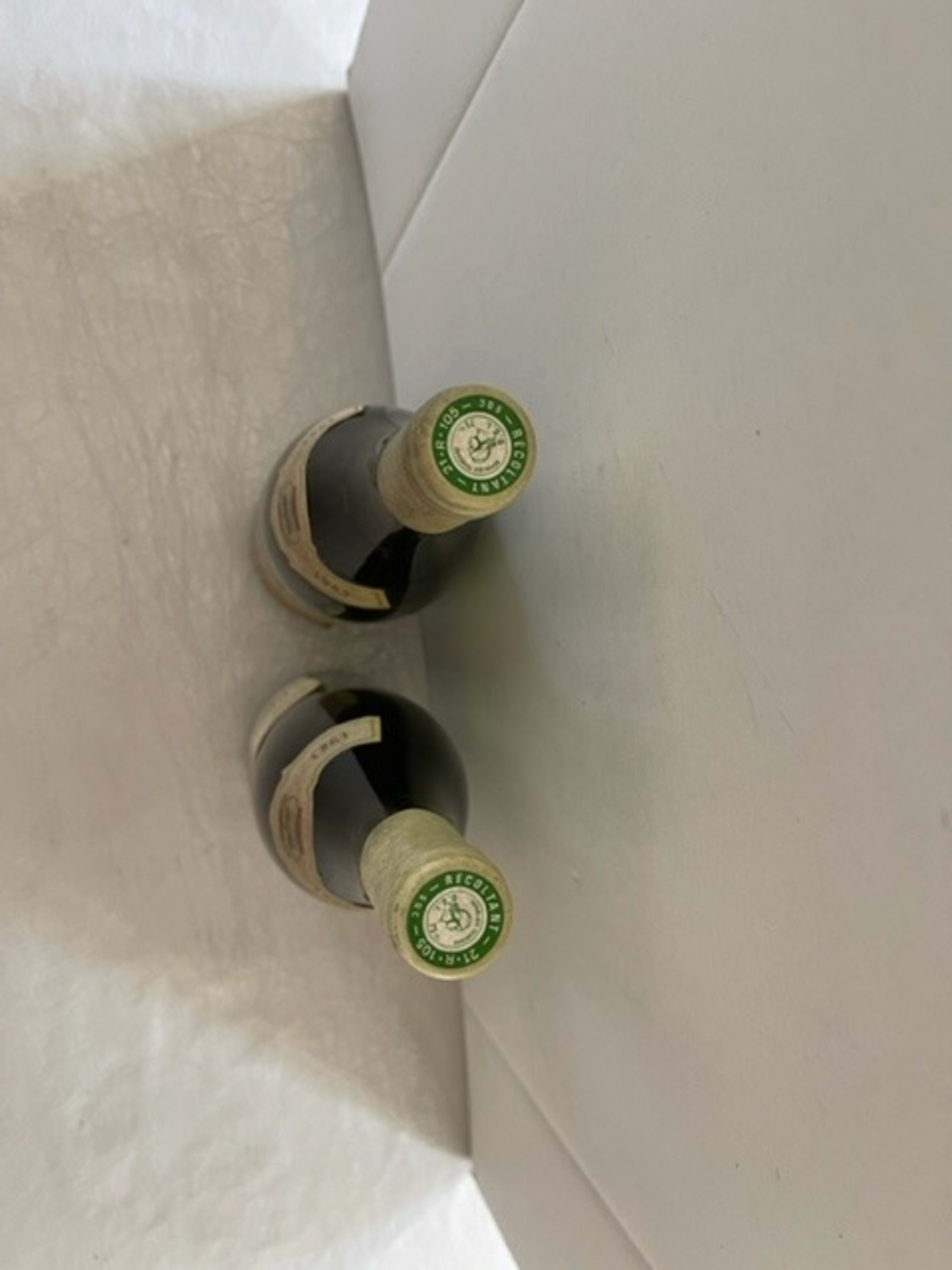 Caps