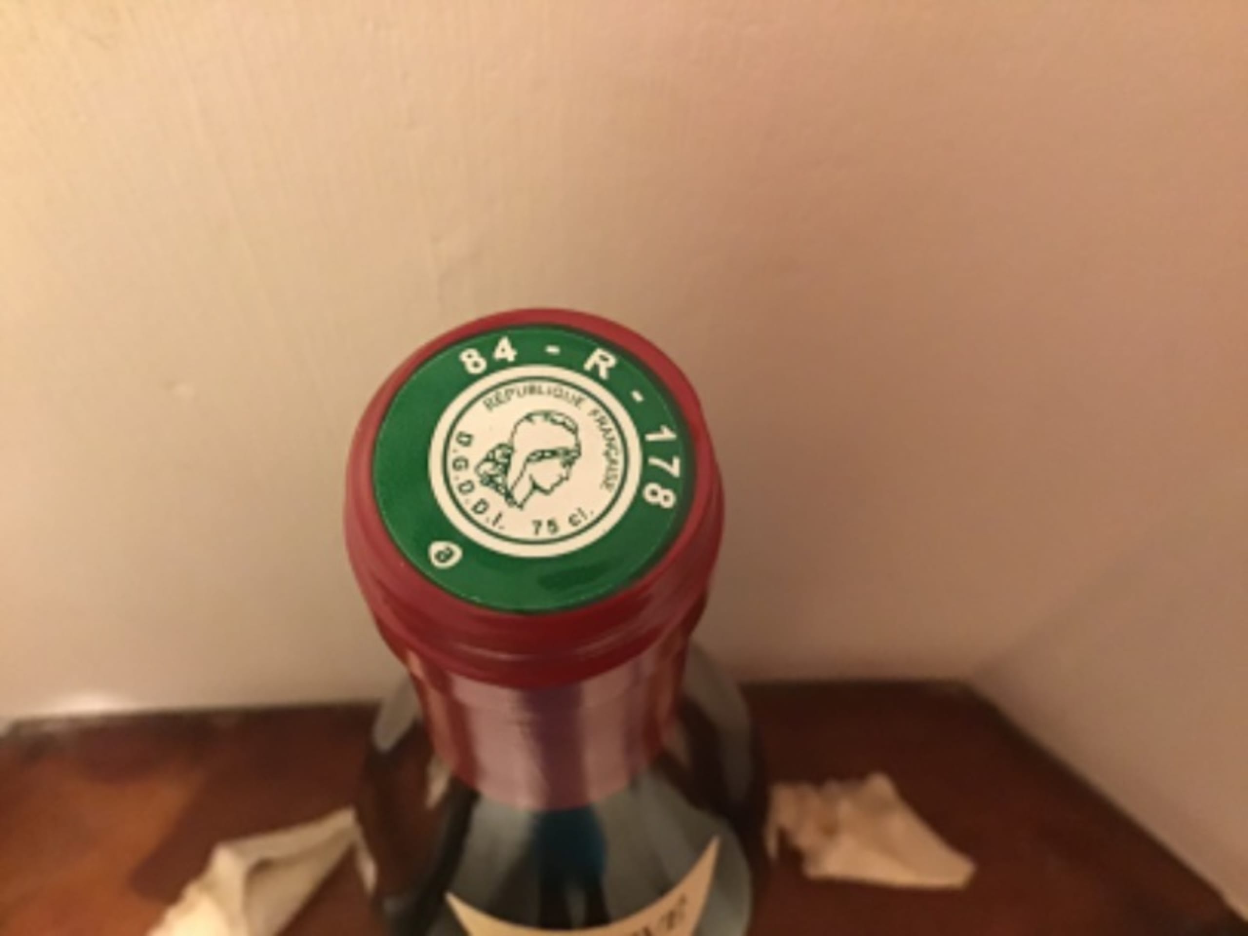 Caps