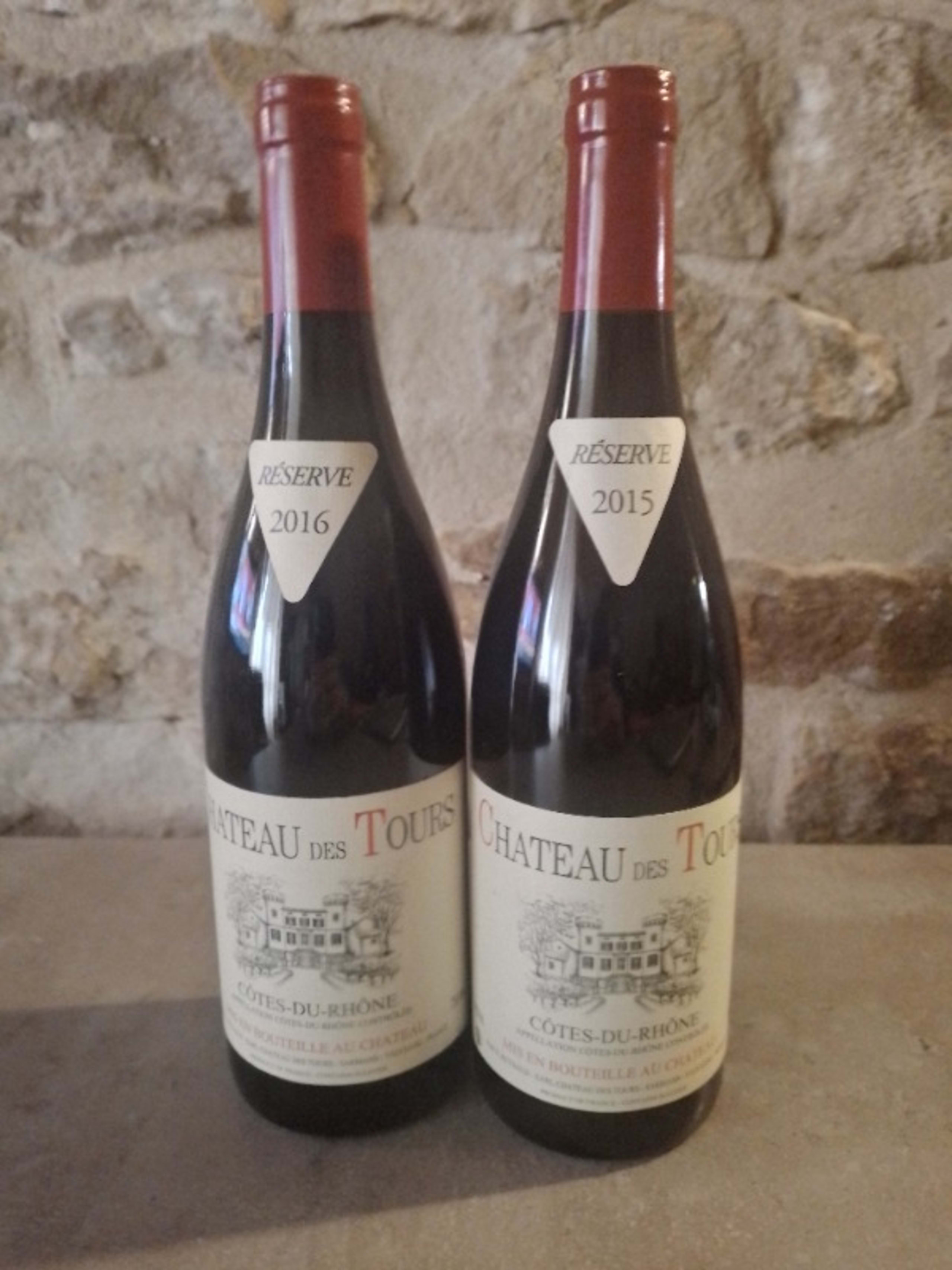 2 x Côtes-du-Rhône, Château des Tours  2015/2016