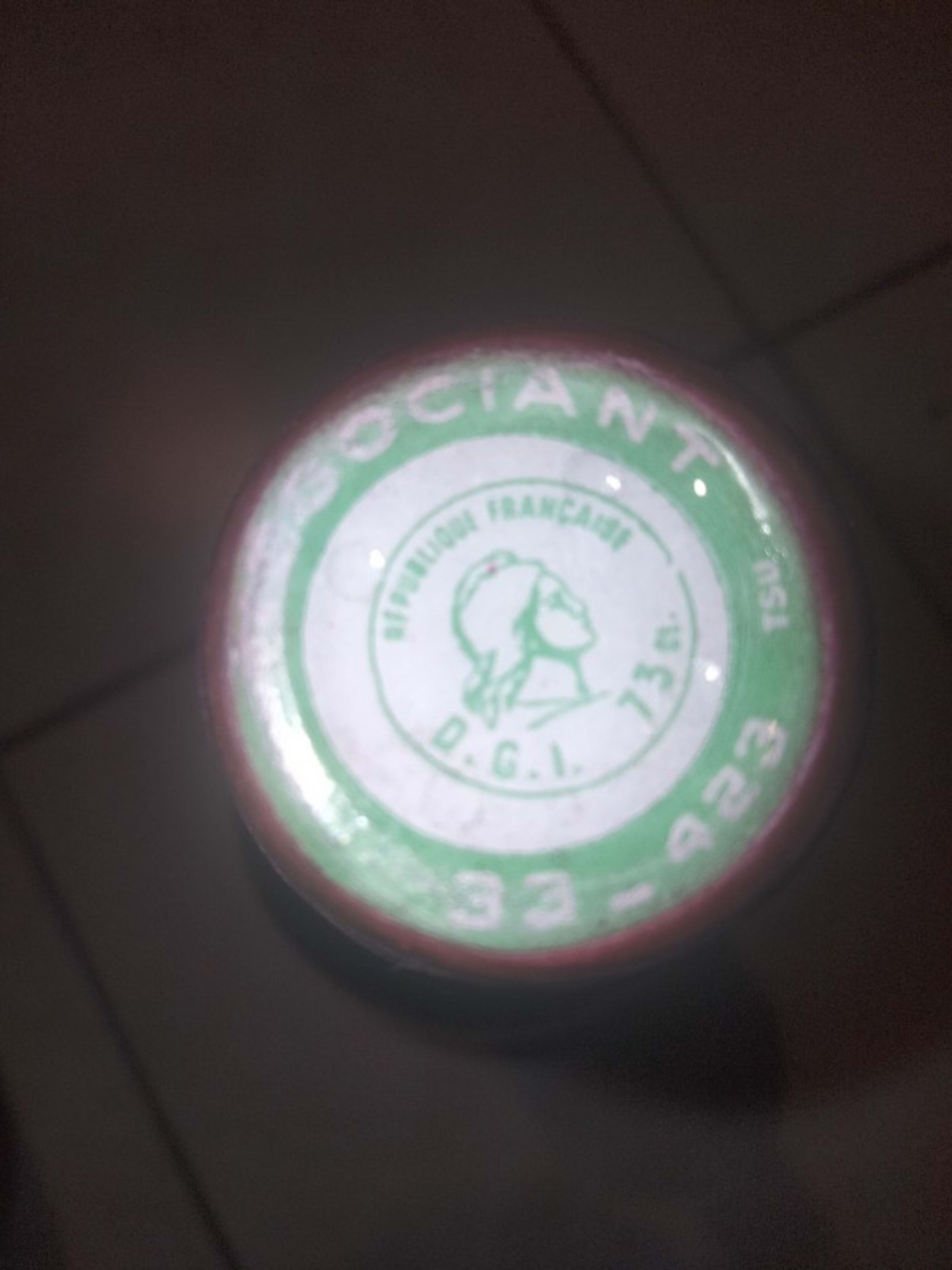 Caps