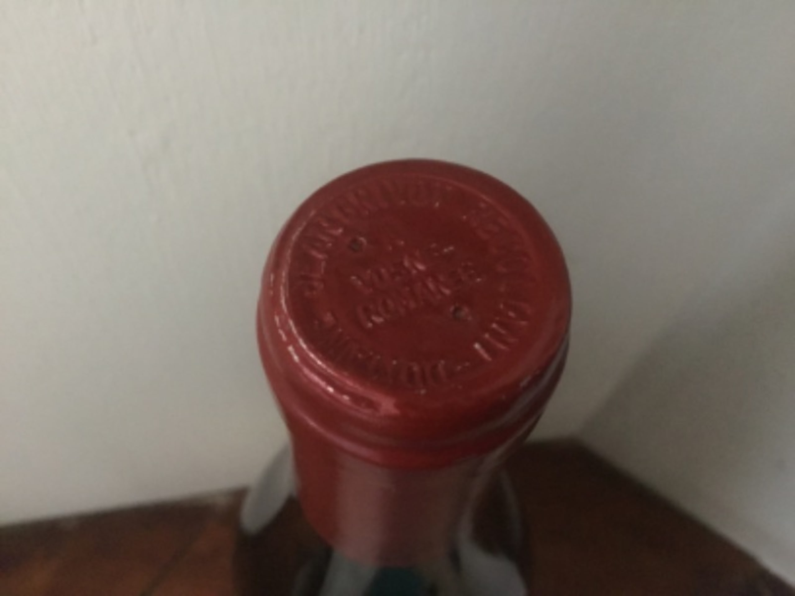 Caps