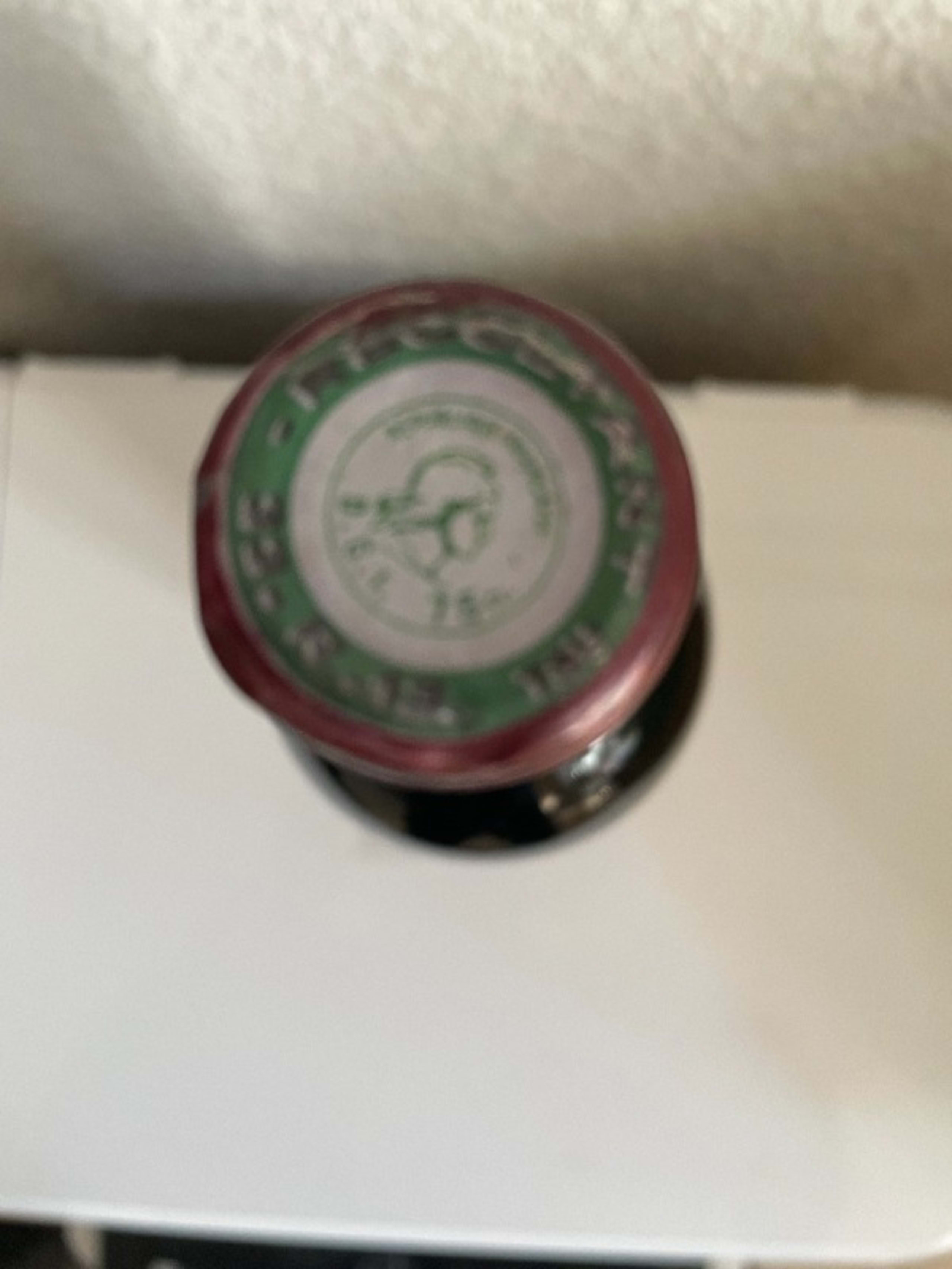 Caps
