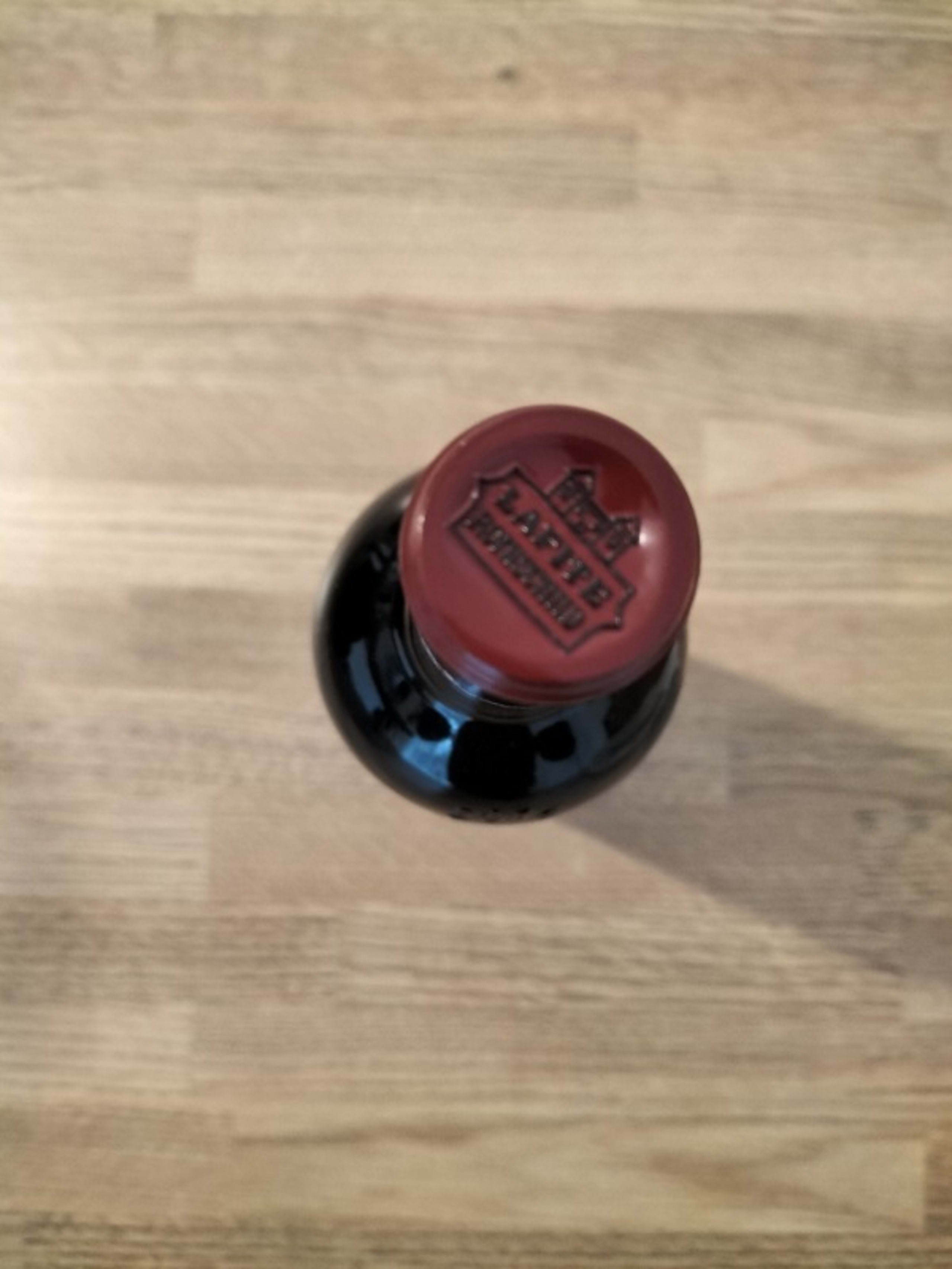 Caps