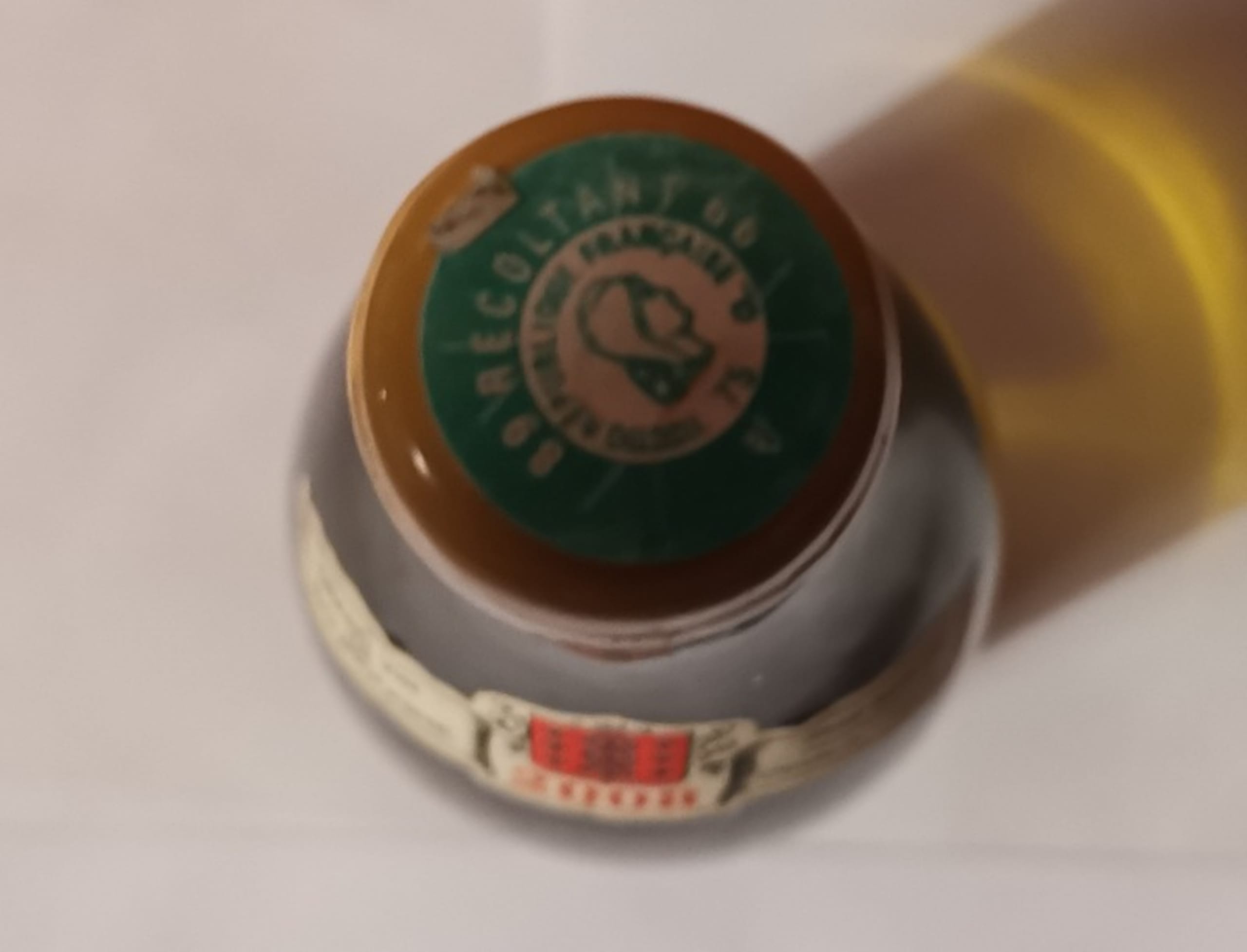 Caps