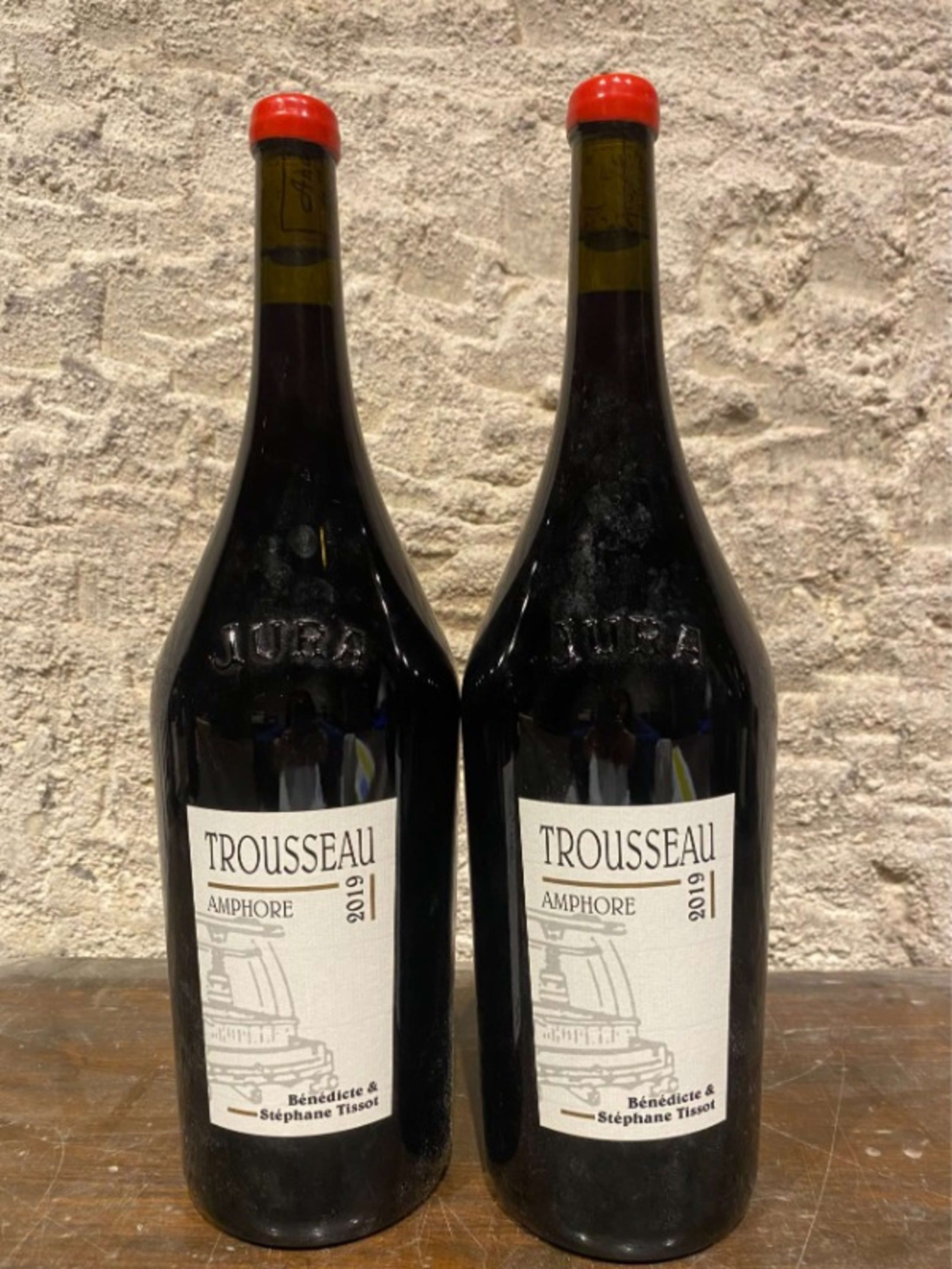 6 x Trousseau Amphore, Bénédicte & Stéphane Tissot, Arbois, 2019 (Magnum)
