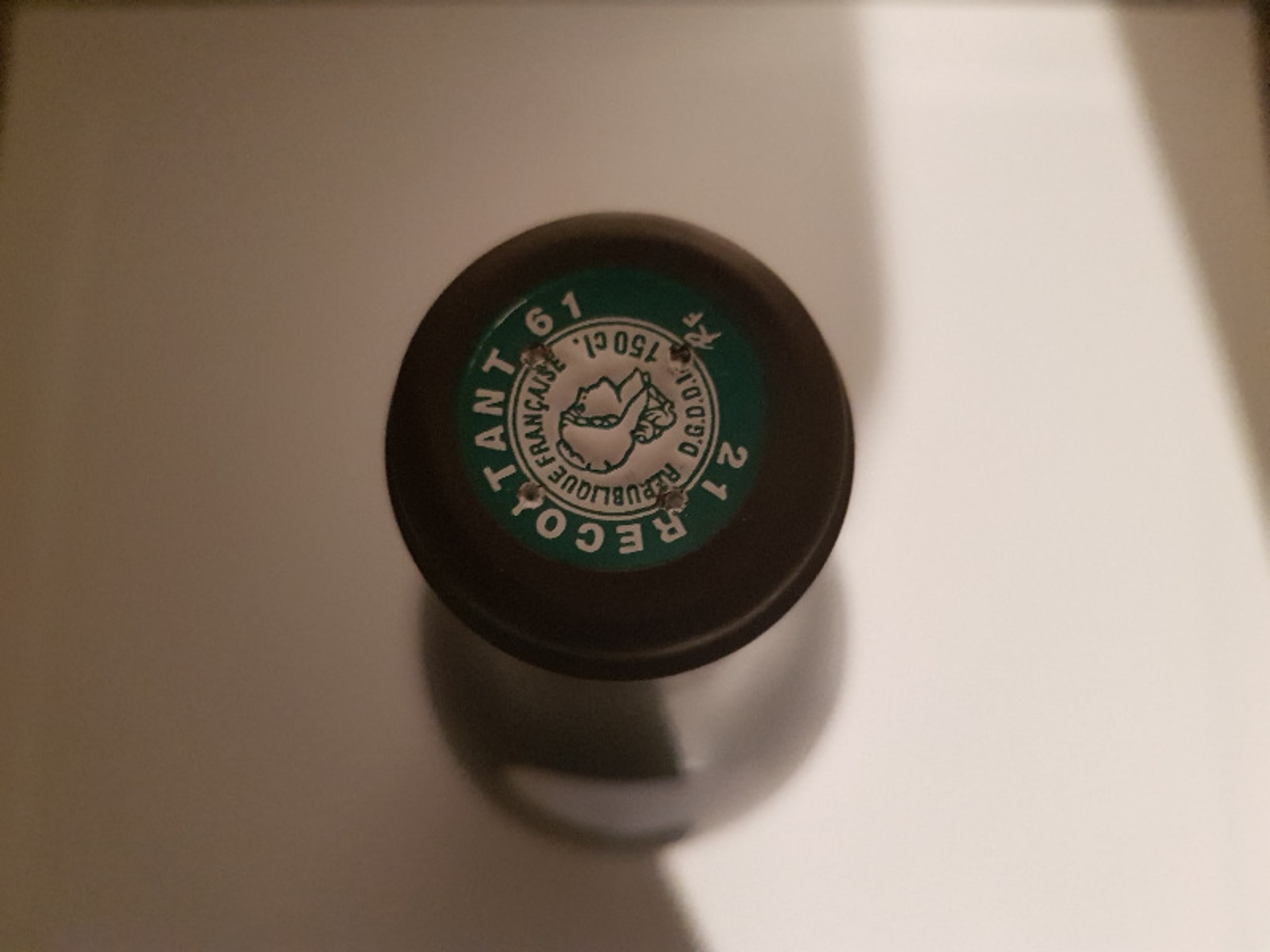 Caps