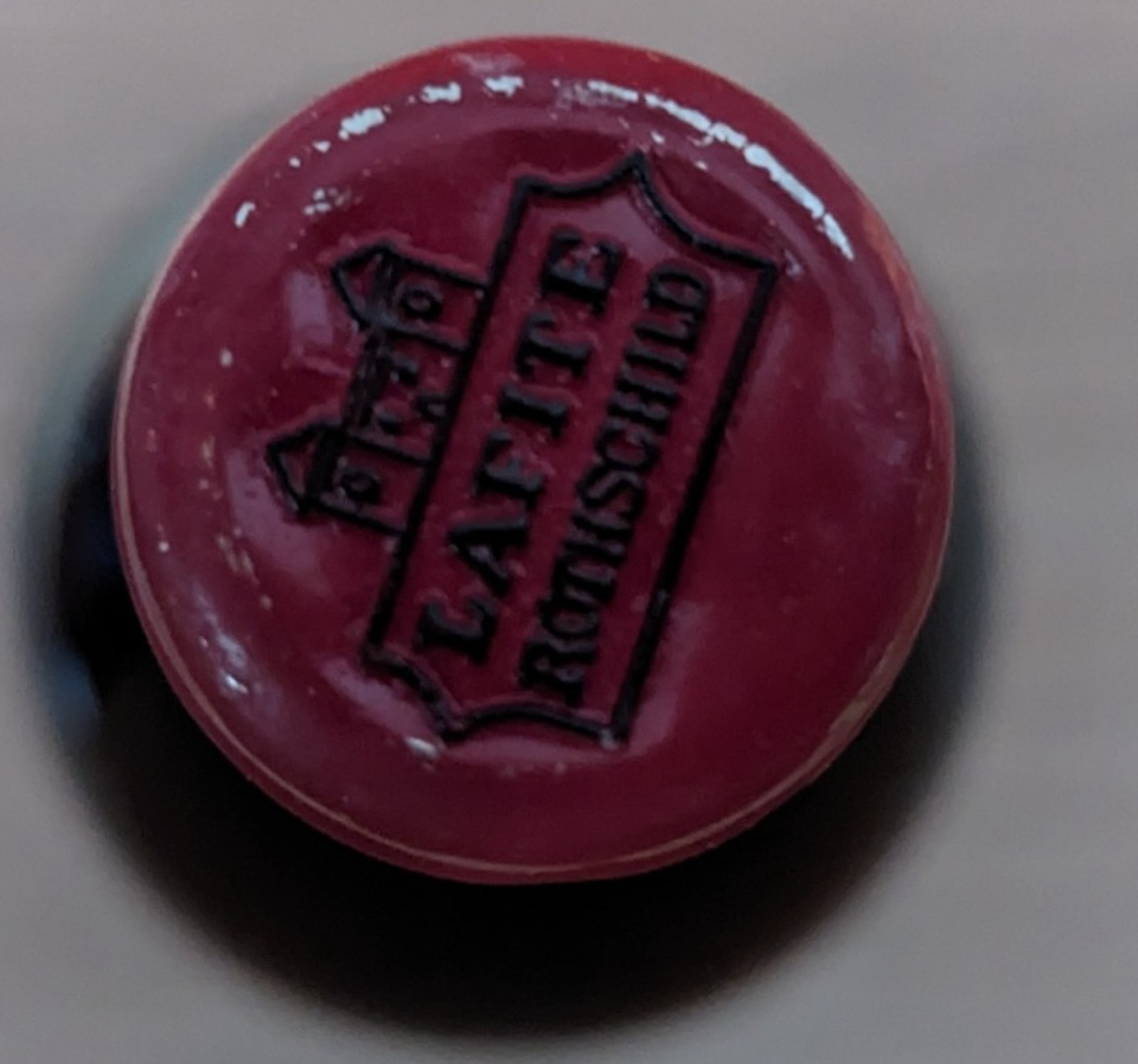 Caps