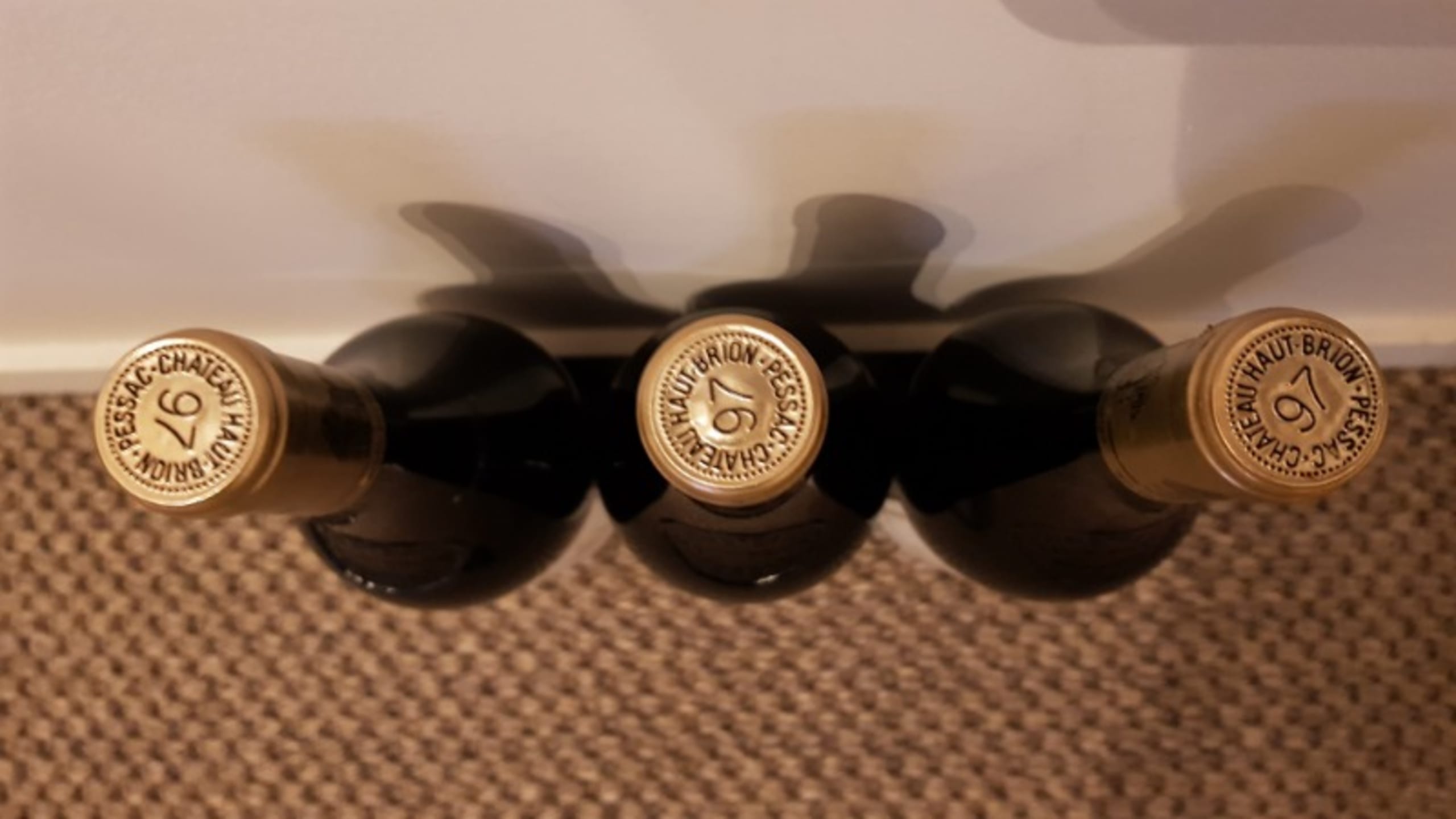 Caps