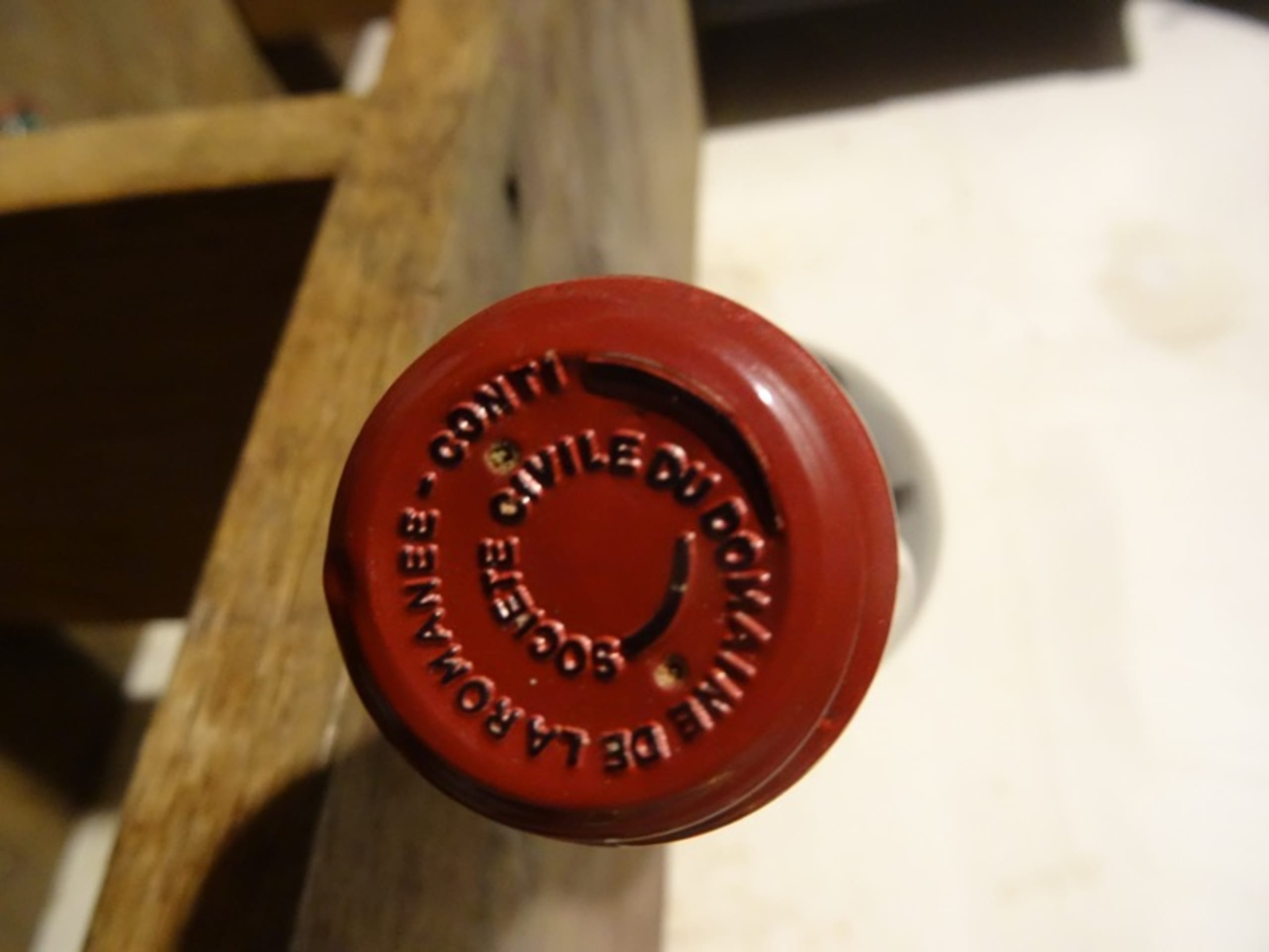 Caps