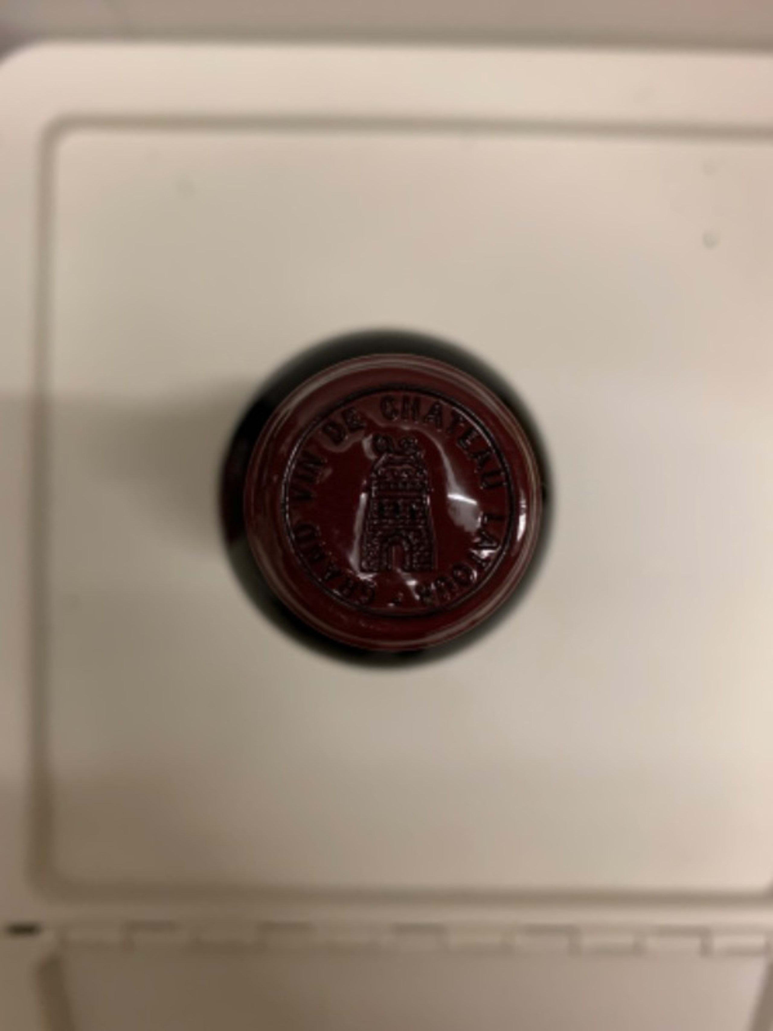Caps
