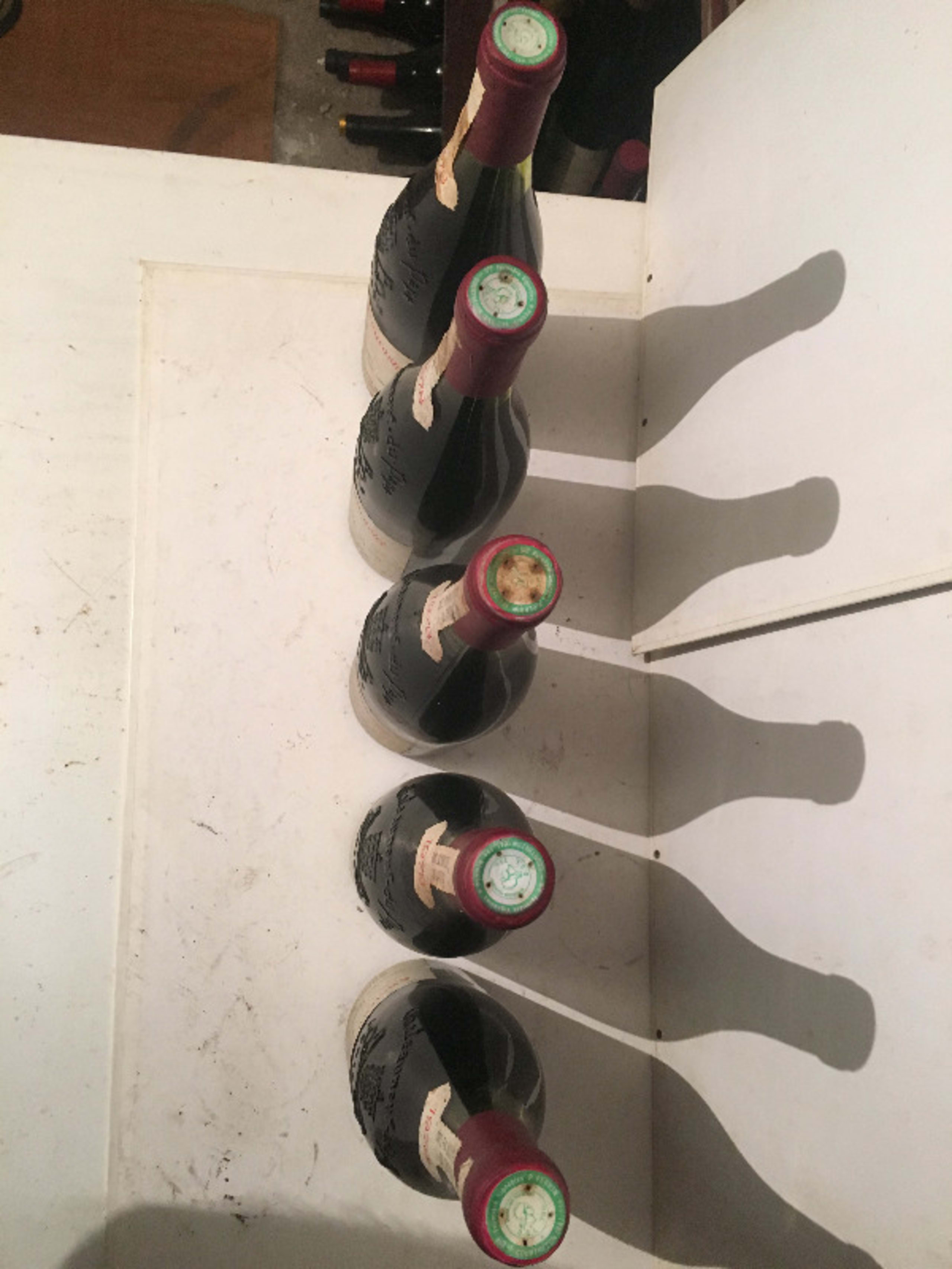 Caps