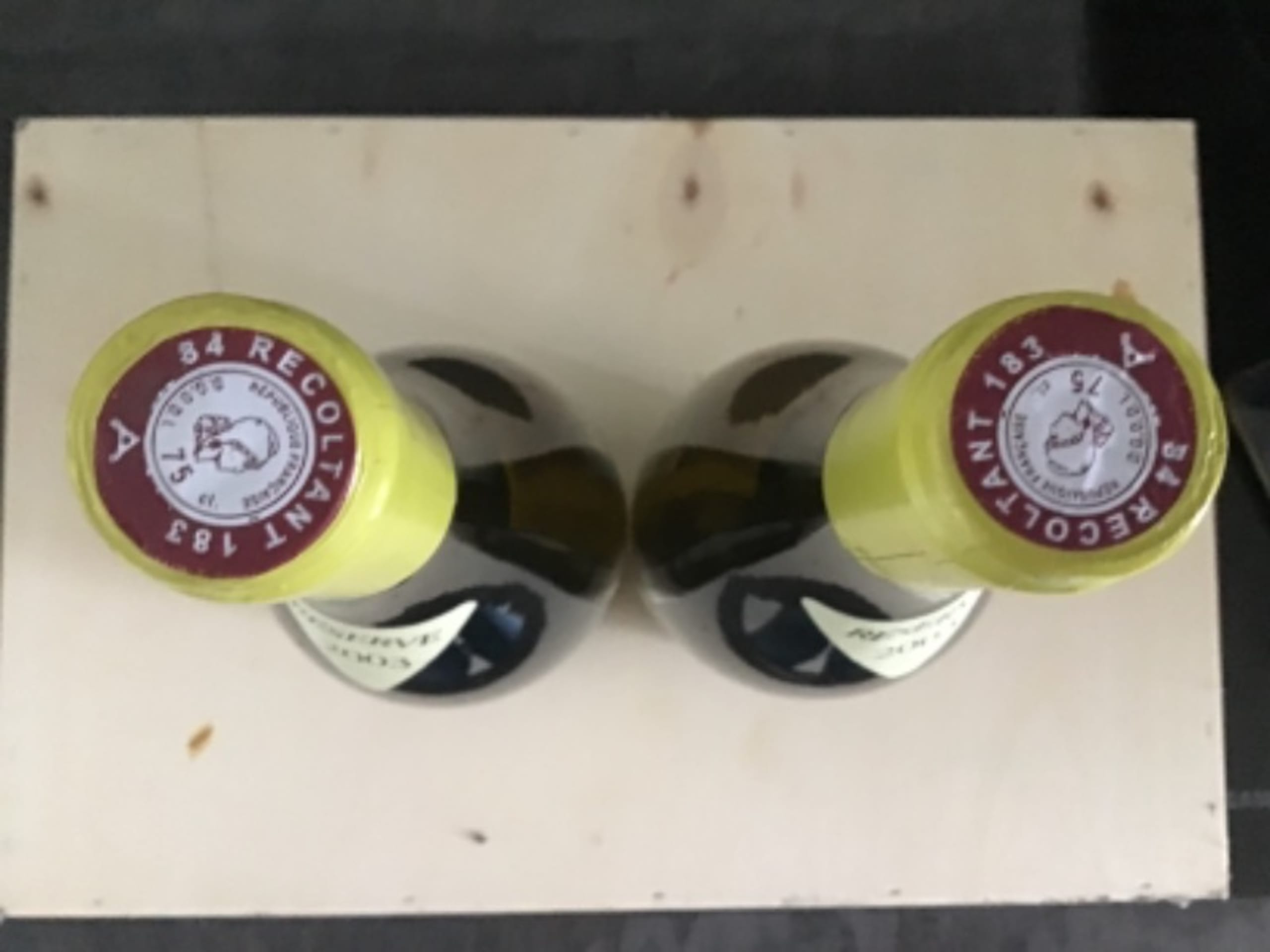 Caps