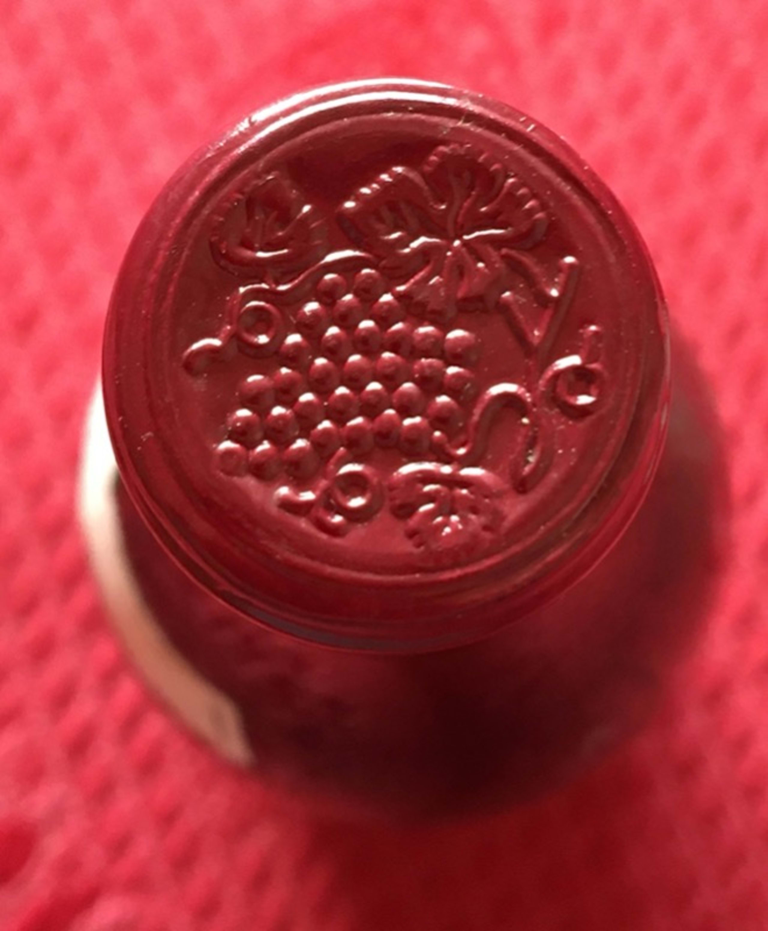 Caps