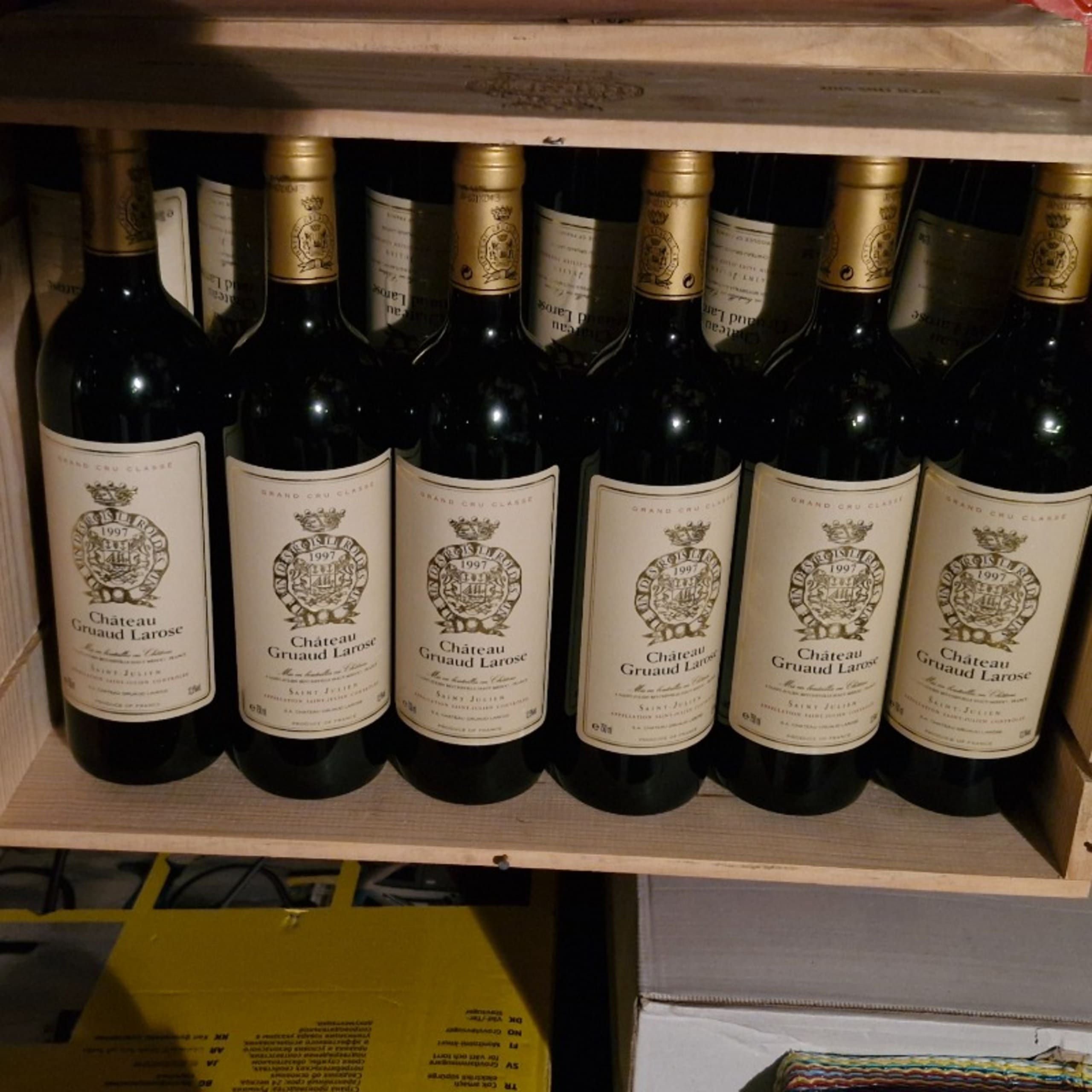 12 x Château Gruaud Larose, Saint-Julien, 1997