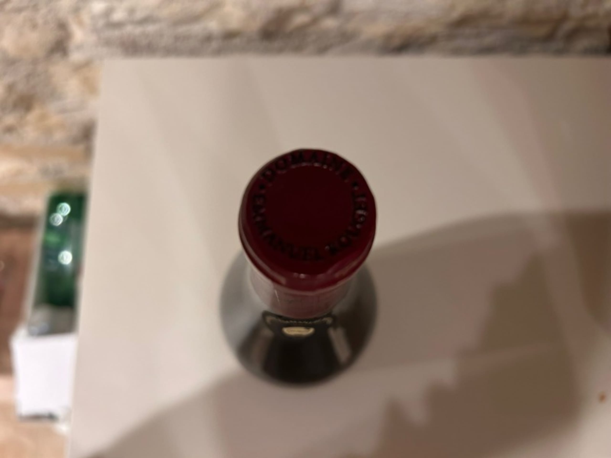 Caps