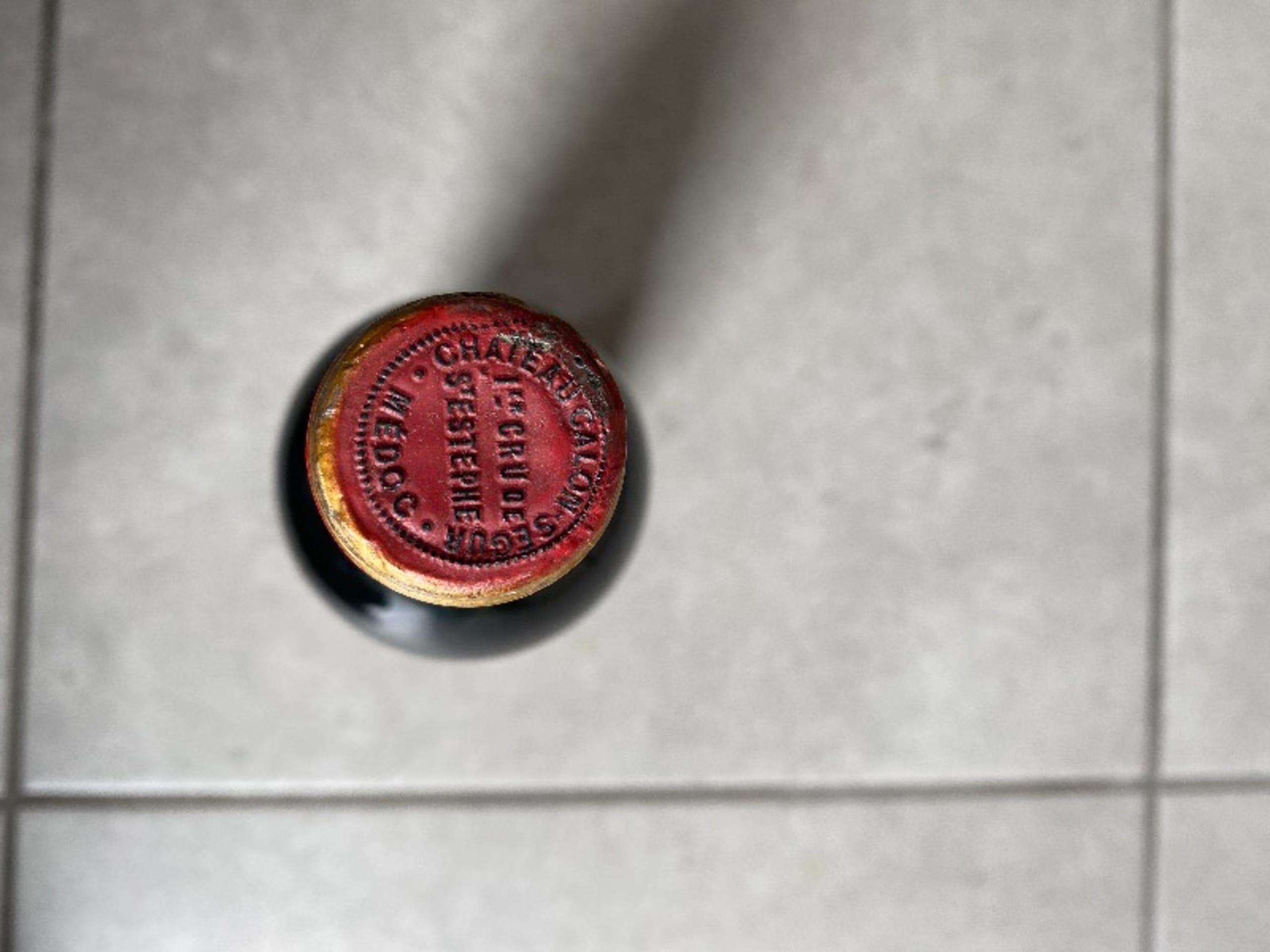 Caps