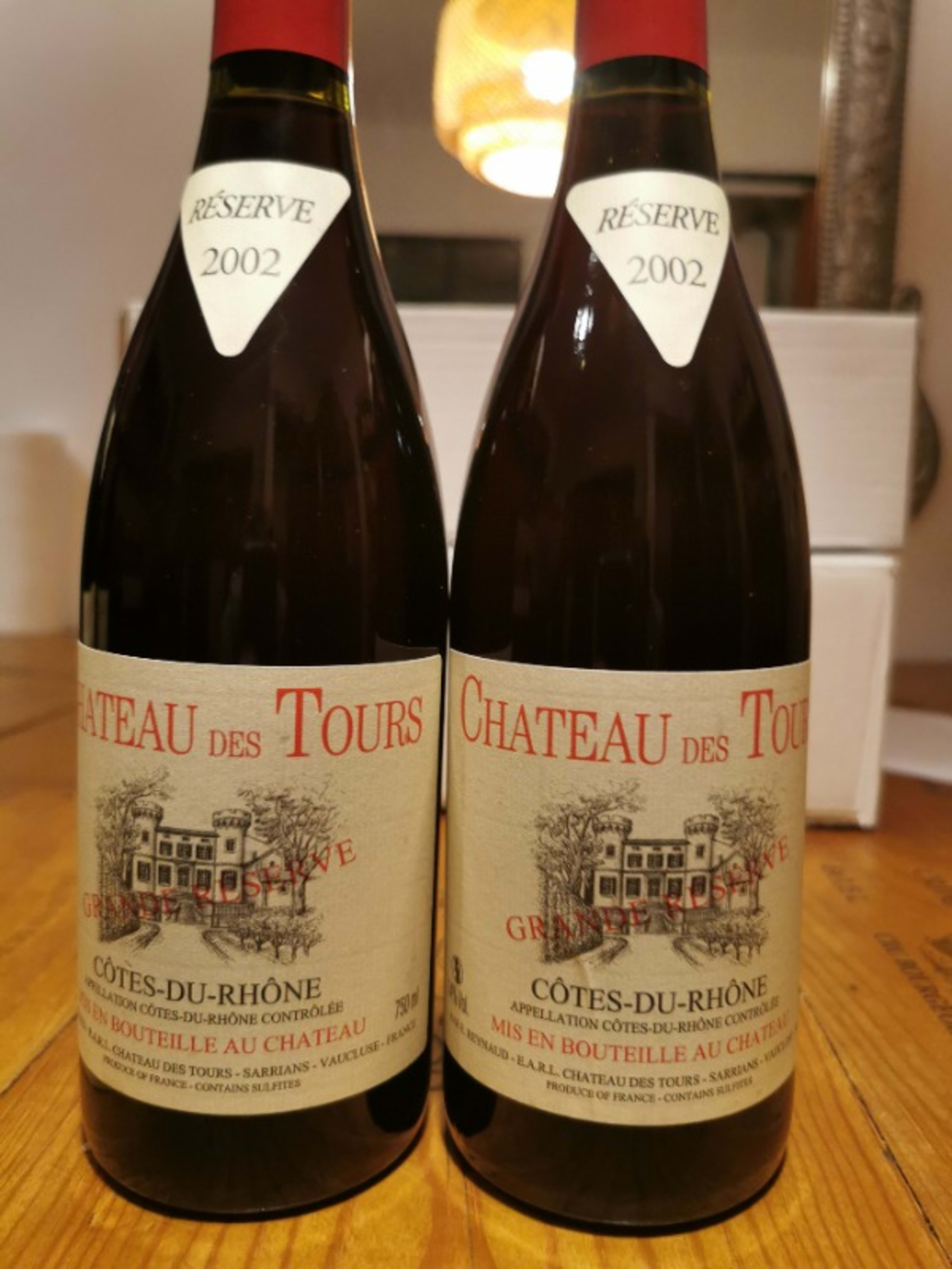 2 x Côtes-du-Rhône, Grande Reserve, Château des Tours, 2002