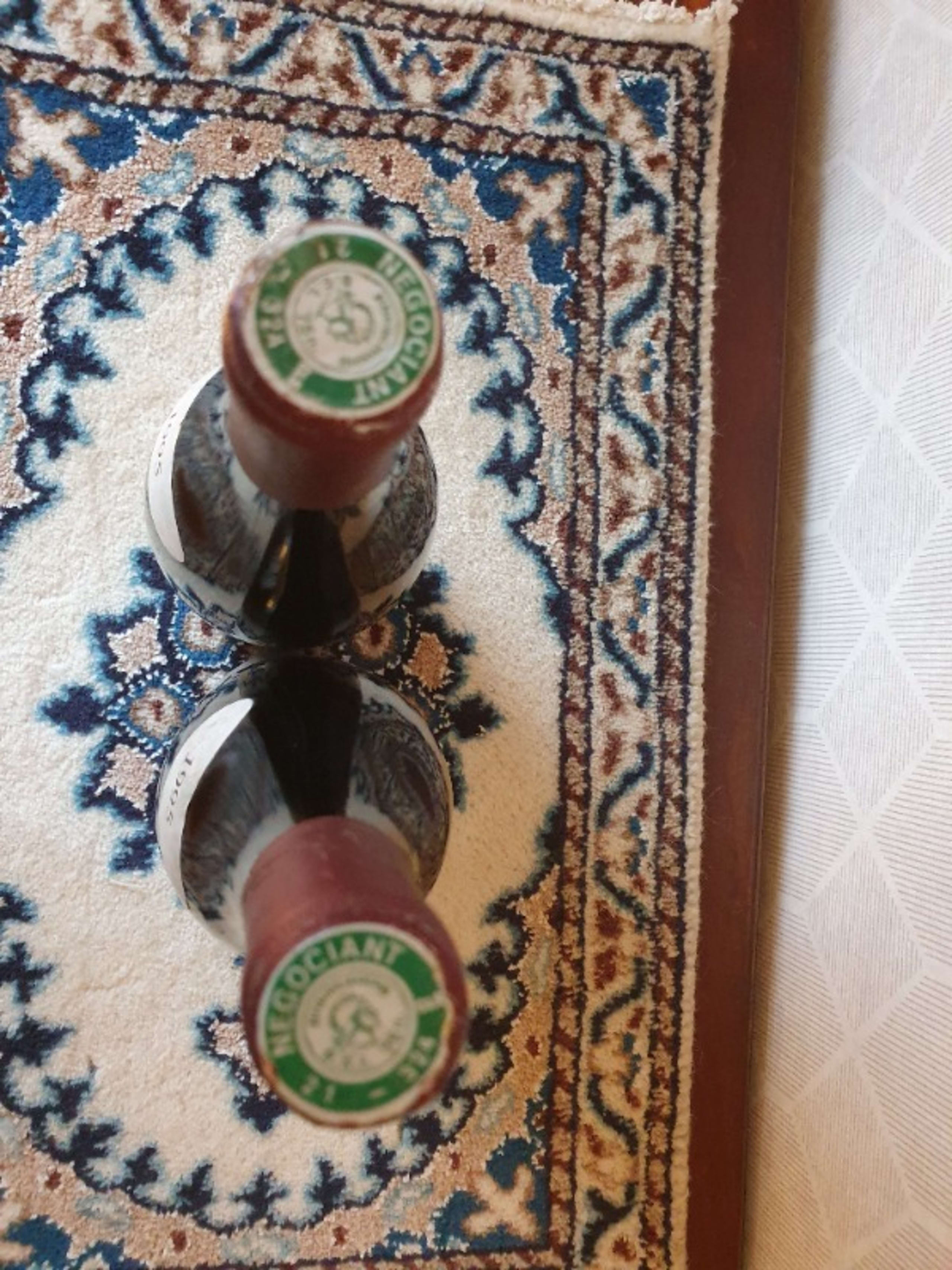 Caps