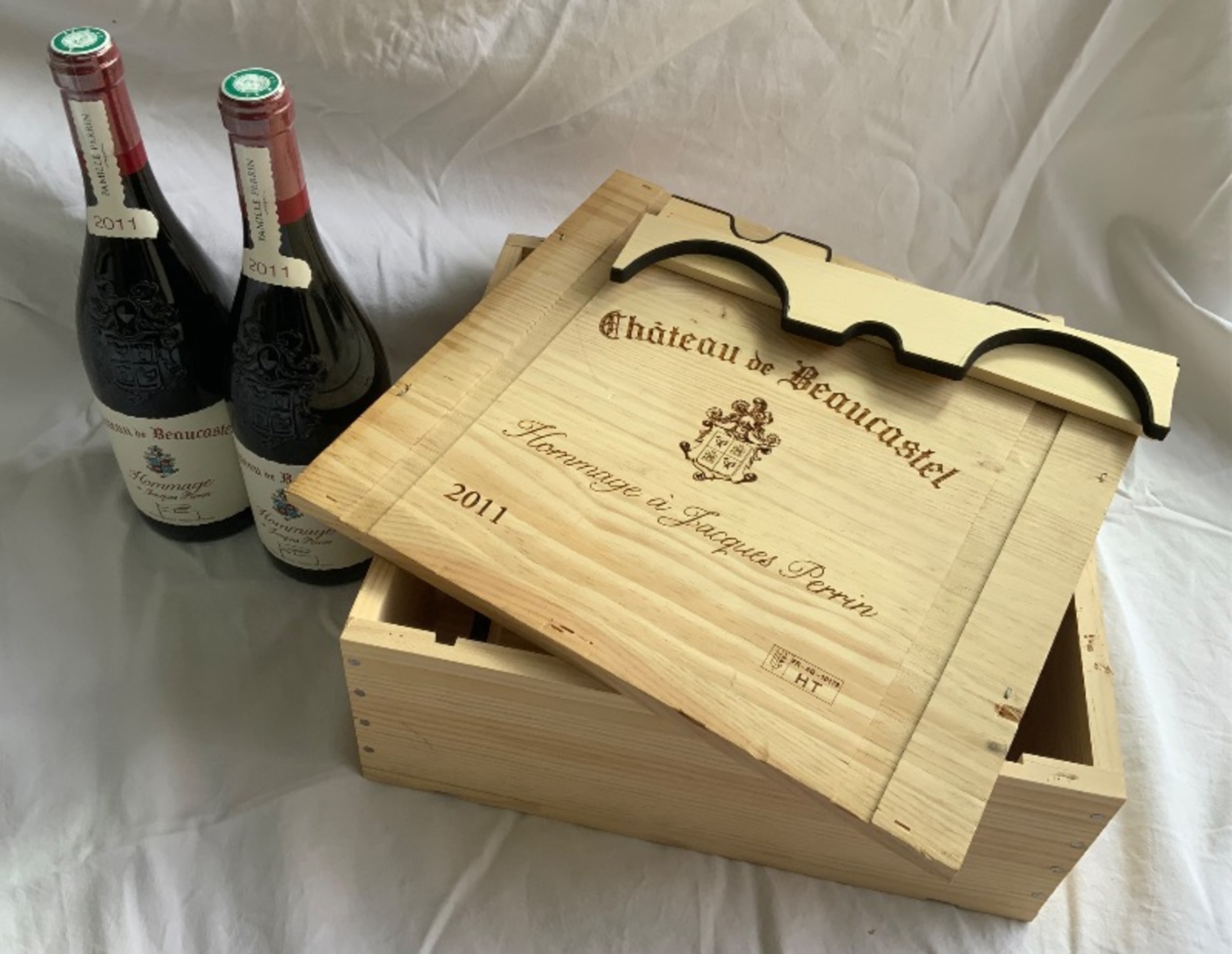 2 x Châteauneuf-du-Pape, Hommage à Jacques Perrin, Château de Beaucastel, 2011