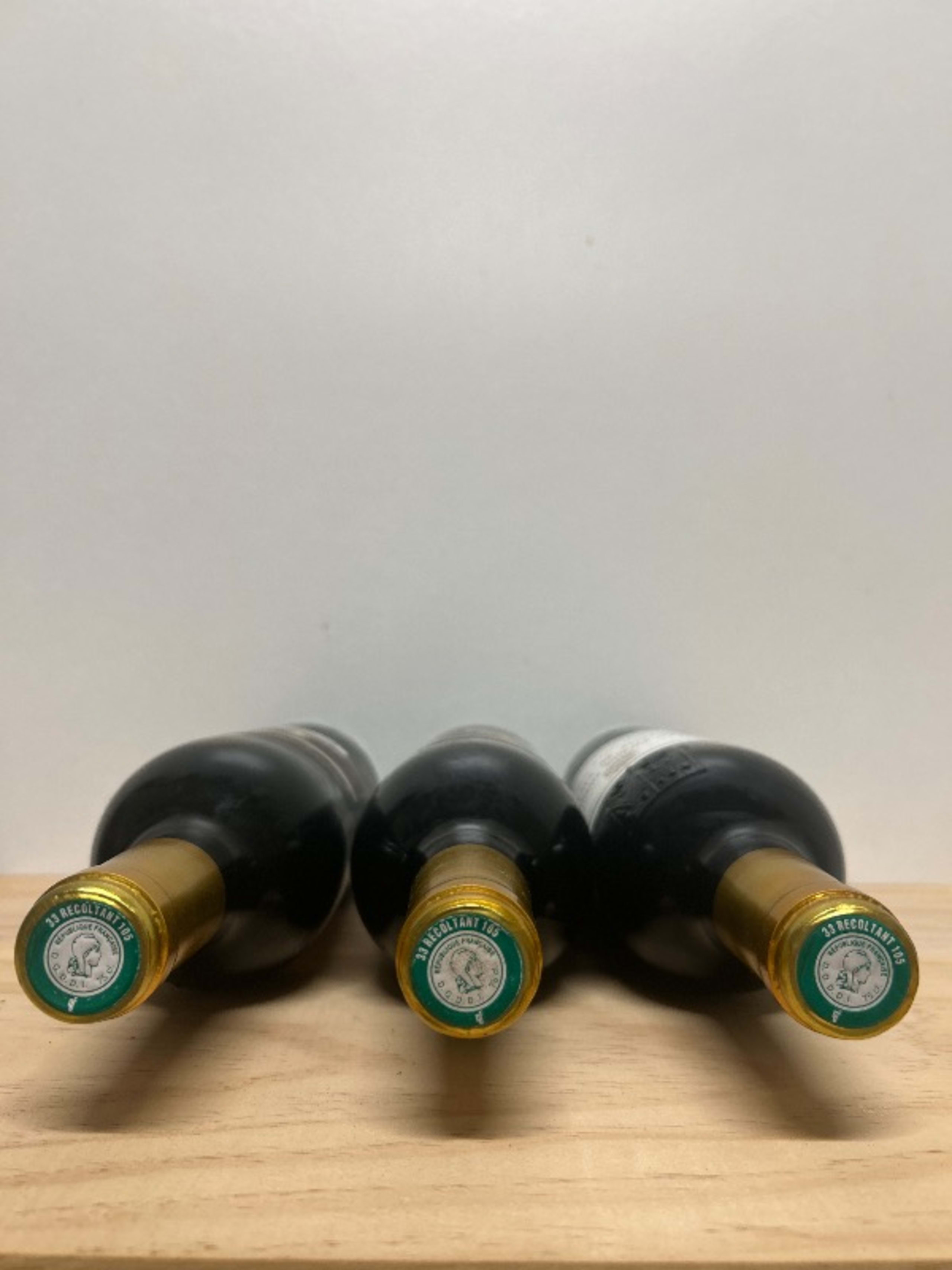 Caps