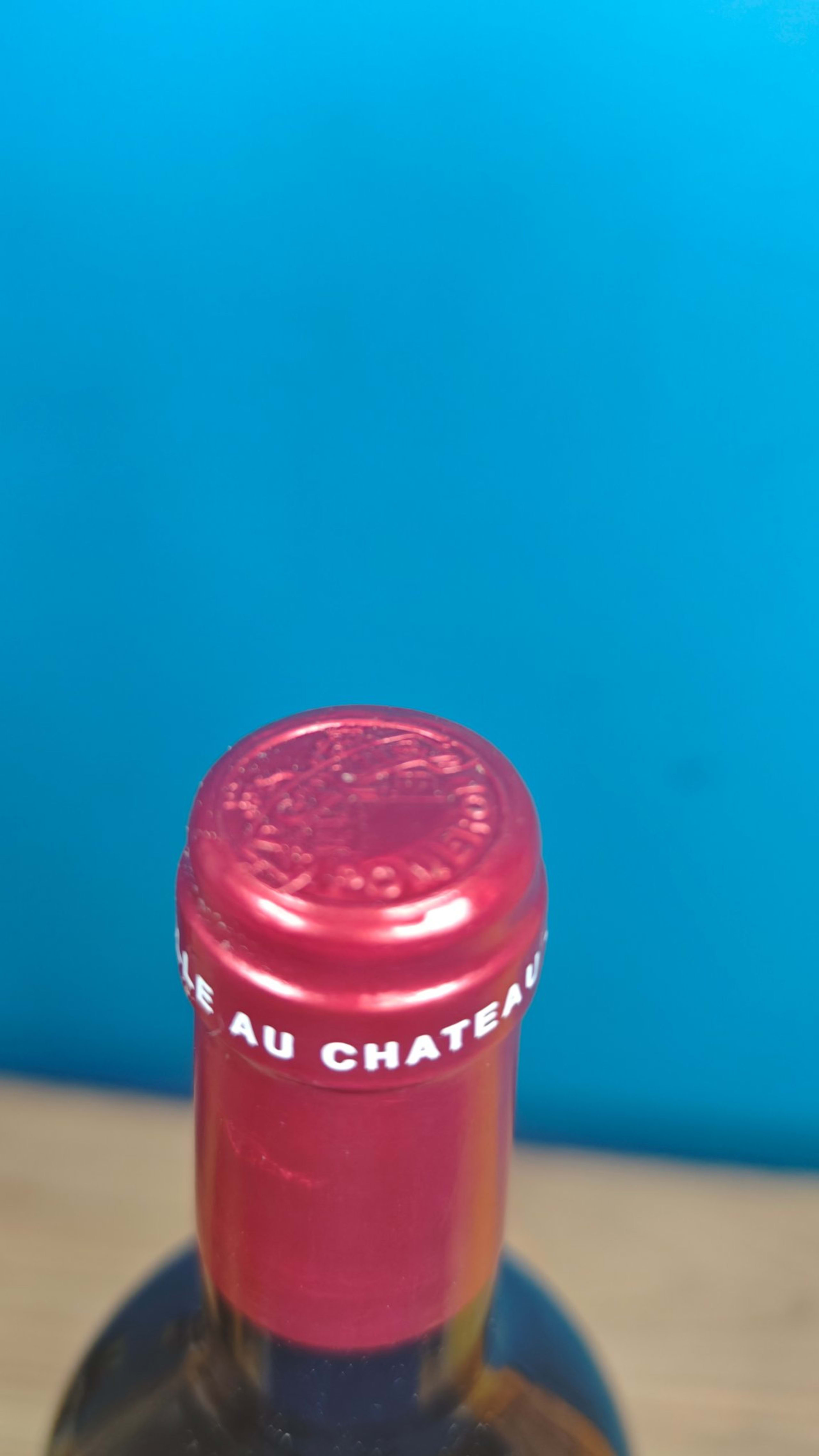 Caps
