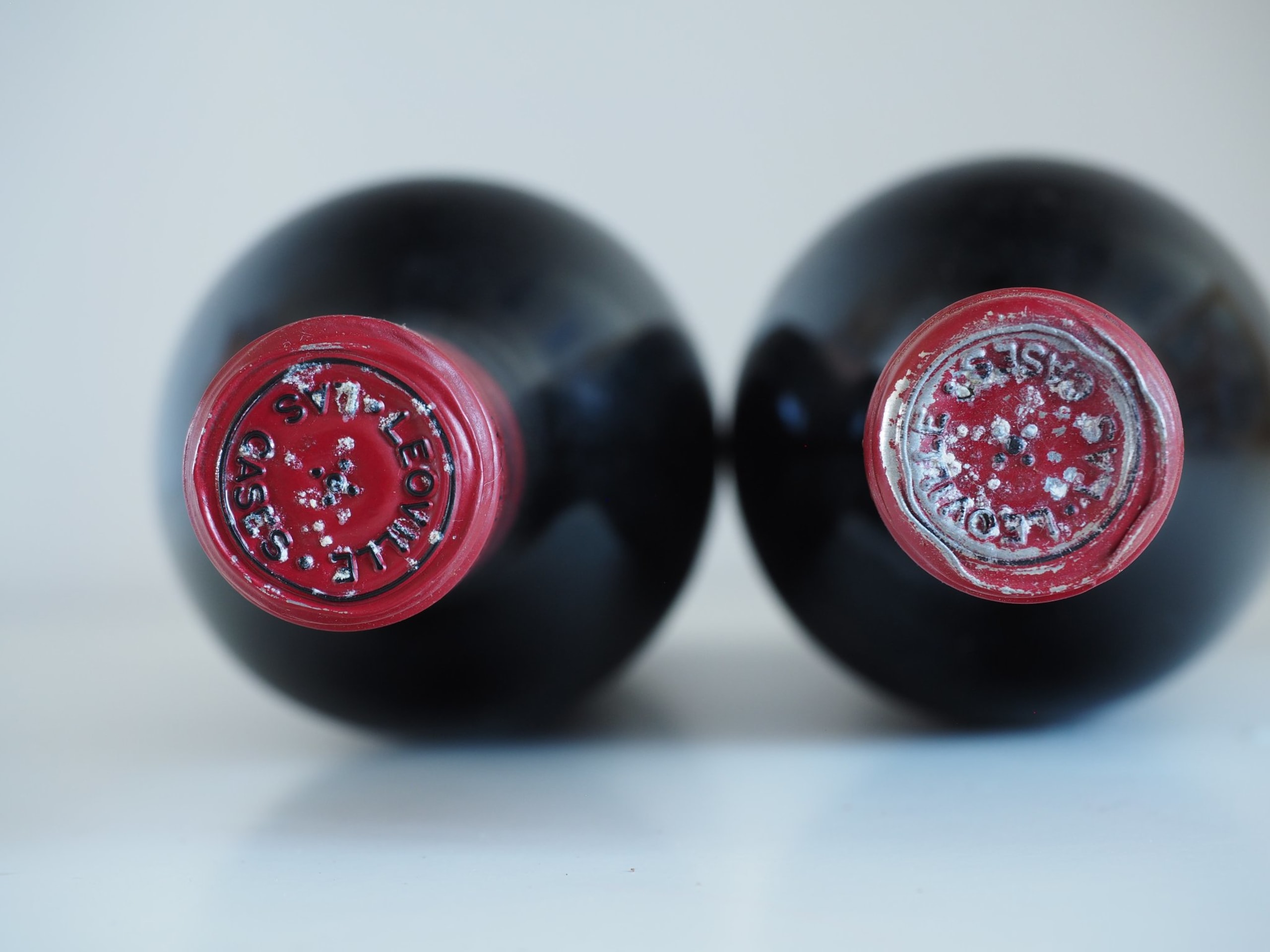 Caps