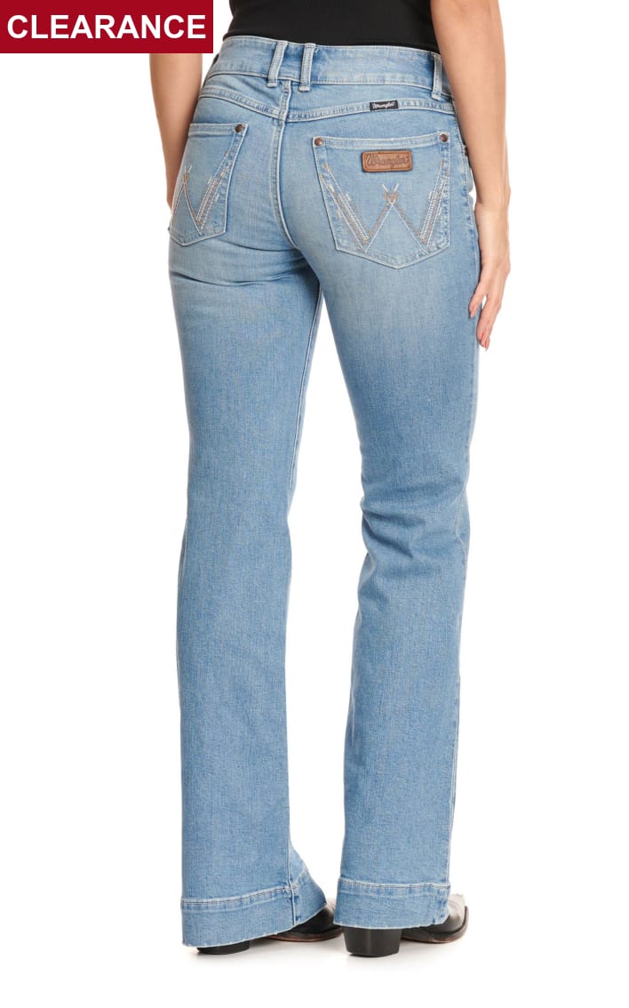 Wrangler Retro Women's Mae Light Wash Mid Rise Embroidery Pocket Boot Cut  Jeans available at Cavenders