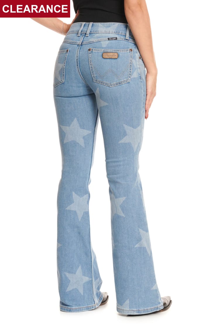 Women's Wrangler Jeans | Cavender's