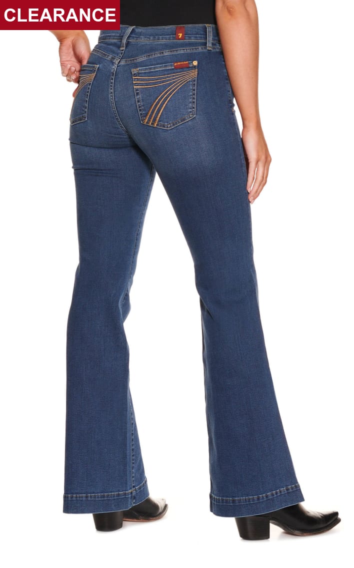 All Women's Jeans | Cavender's