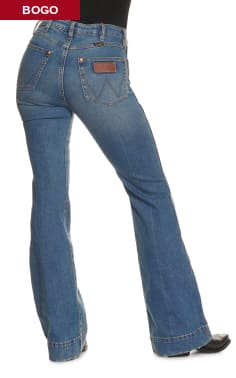 Wrangler Retro Women's Medium Wash High Rise Trouser Leg Premium Jeans