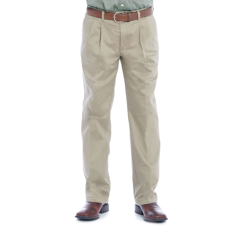 Wrangler Men's Khaki Pleated Front Relaxed Fit Wrinkle Resistant