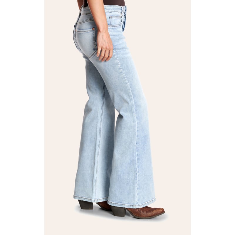 Rockin' C Women's Light Wash Mid Rise Flare Jeans