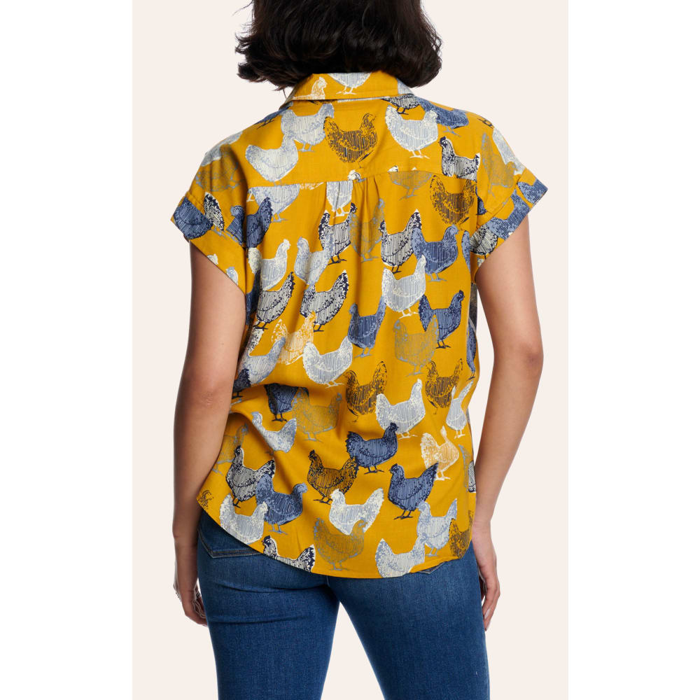 Cotton & Rye Women's Caramel Hen Print Button Up Top