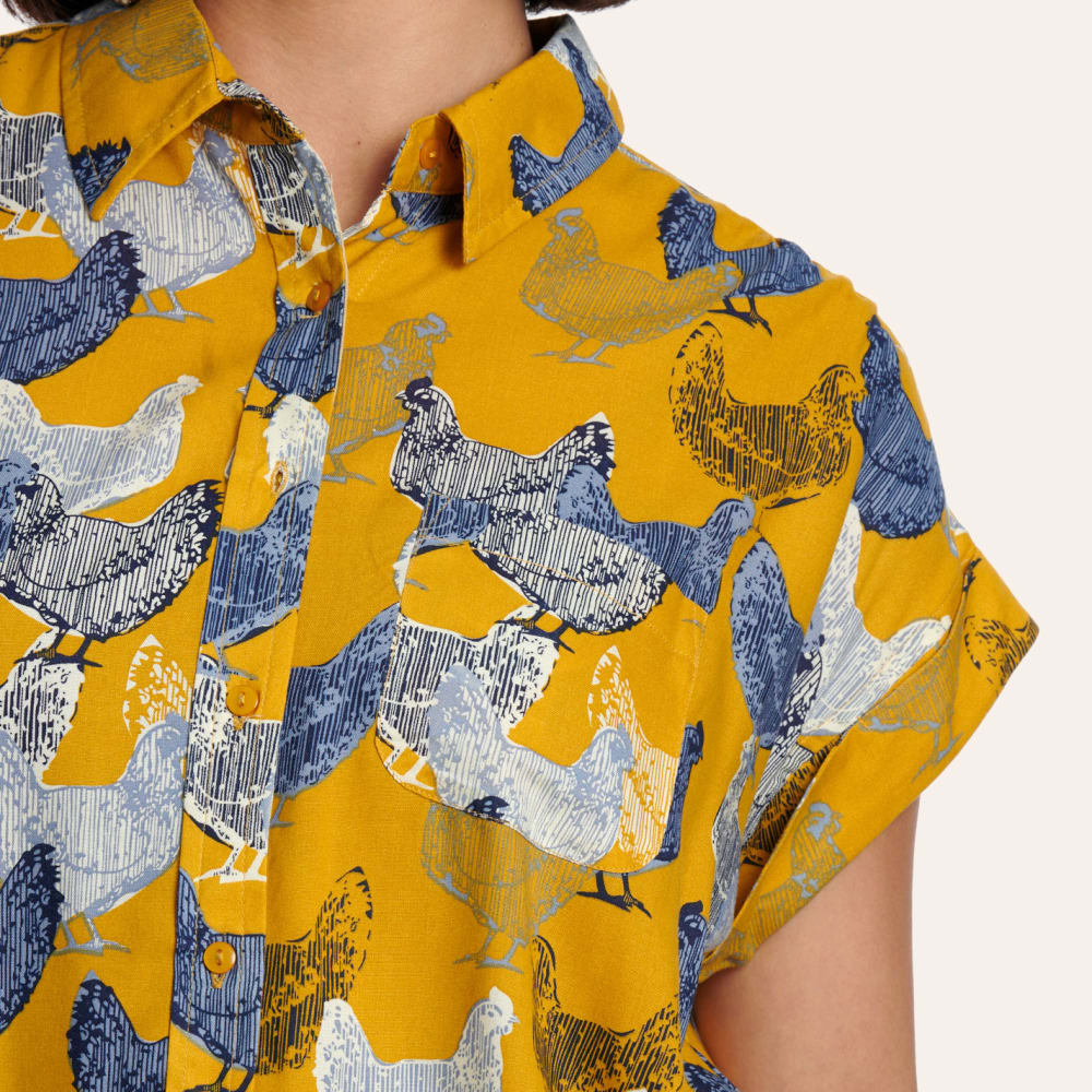 Cotton & Rye Women's Caramel Hen Print Button Up Top