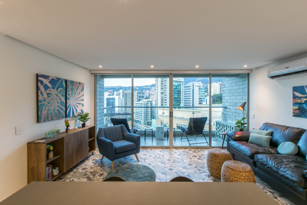 1BR 1BA Apartment for Rent in  Comuna 14 - El Poblado,  Antioquia - $1,750