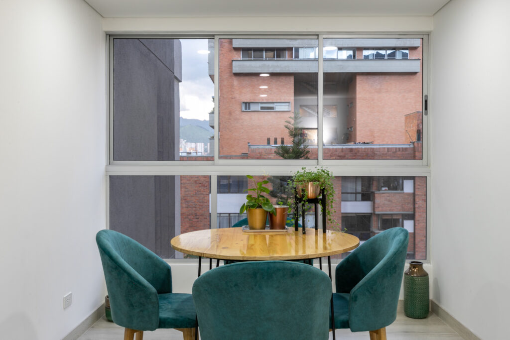 1BR 1BA Apartment for Rent in  Comuna 14 - El Poblado,  Antioquia - $1,300