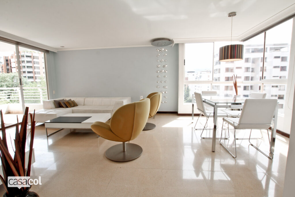 3BR 2BA Apartment for Rent in  Comuna 14 - El Poblado,  Antioquia - $1,900