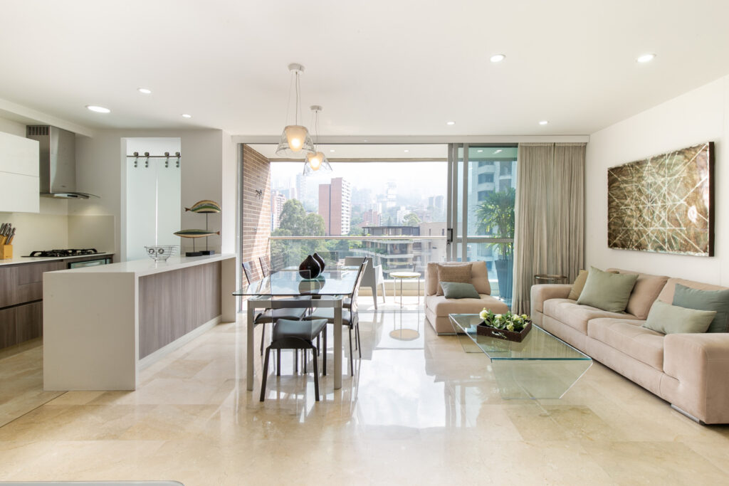 2BR 3BA Apartment for Rent in  Comuna 14 - El Poblado,  Antioquia - $2,100