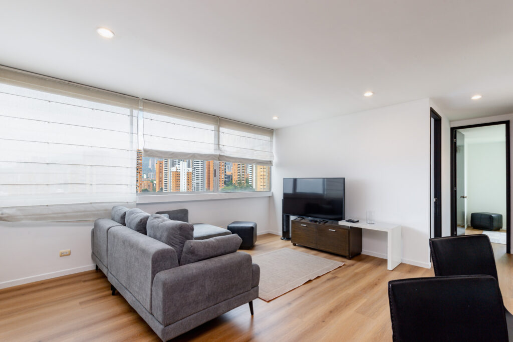 1BR 2BA Apartment for Rent in  Comuna 14 - El Poblado,  Antioquia - $1,600