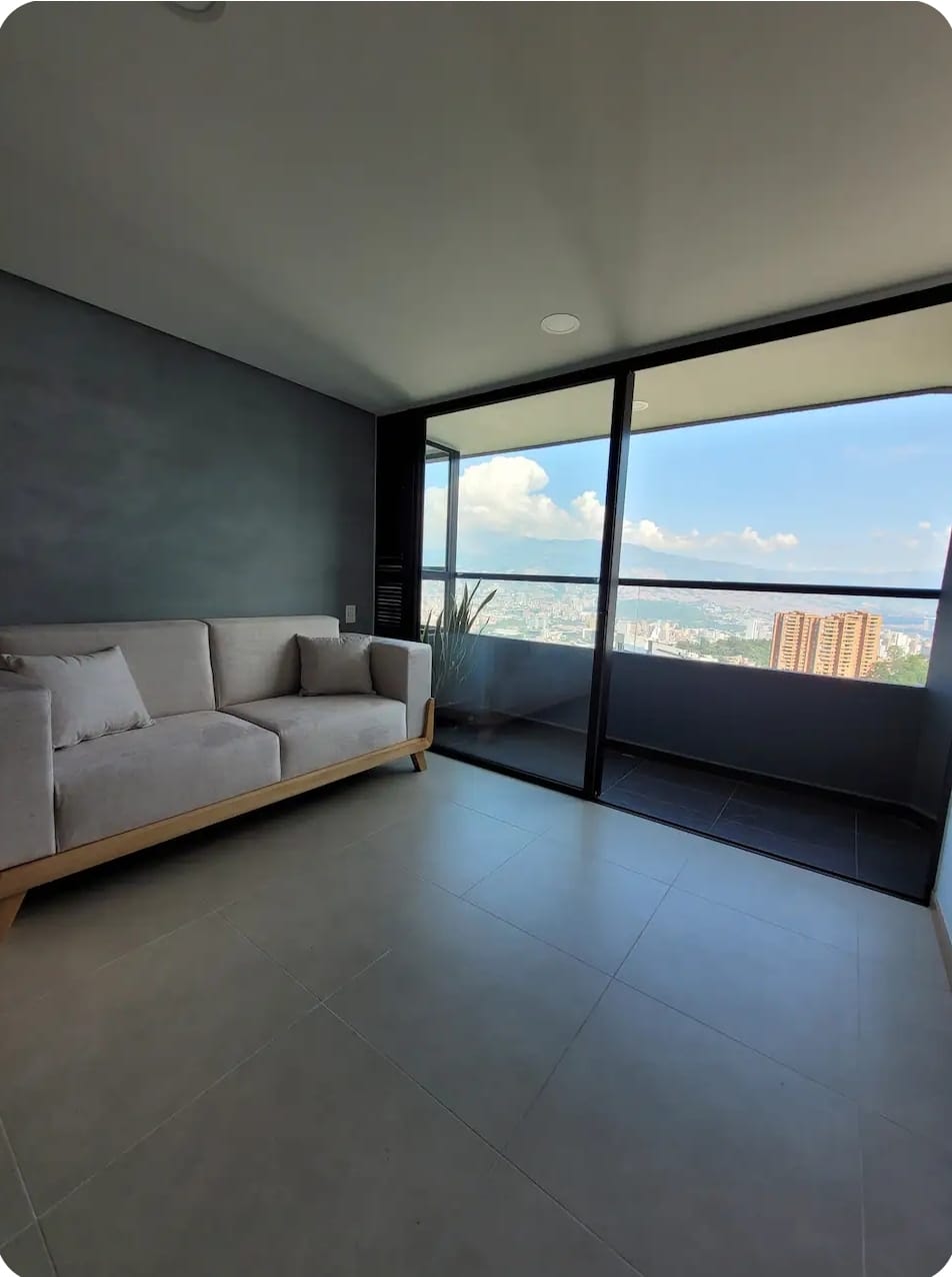 3BR 2BA Apartment for Rent in Asomadera I, Antioquia - $6,700,000