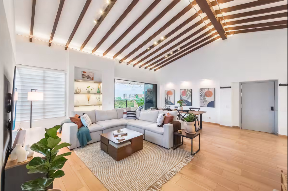 3BR 3.5BA Apartment for Rent in Las Lomas II, Antioquia - $3,400