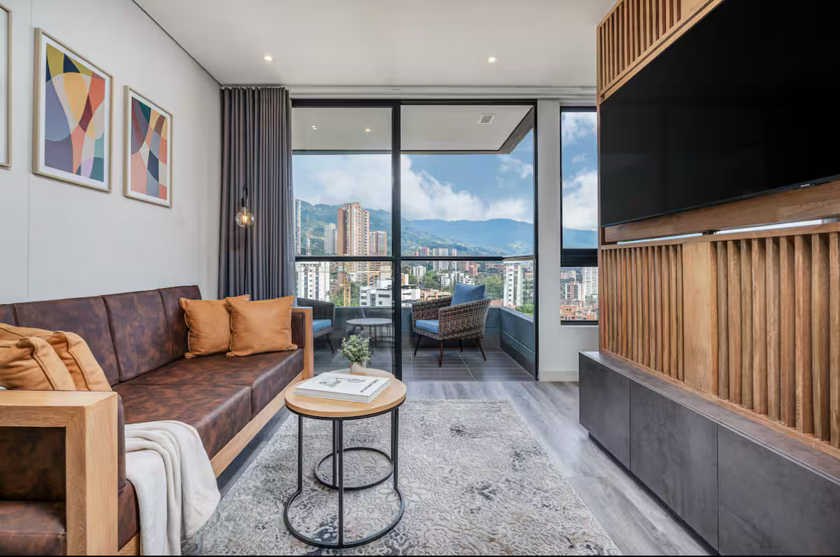 0.5BR 1.5BA Apartment for Rent in Los Balsos n. 1, Antioquia - $1,780